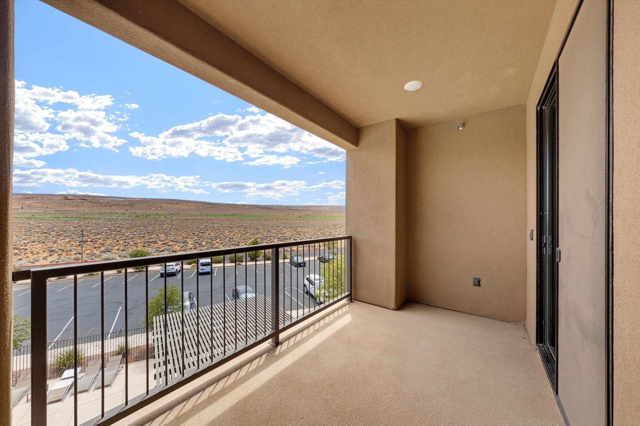 VILLAS AT SAND HOLLOW - Residential