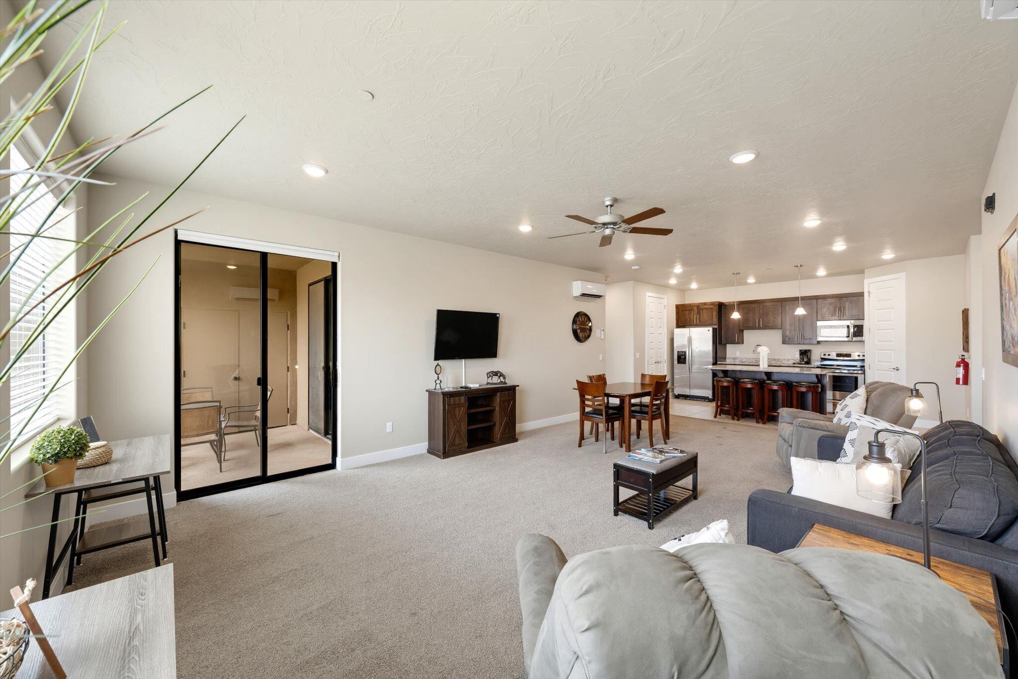 VILLAS AT SAND HOLLOW - Residential