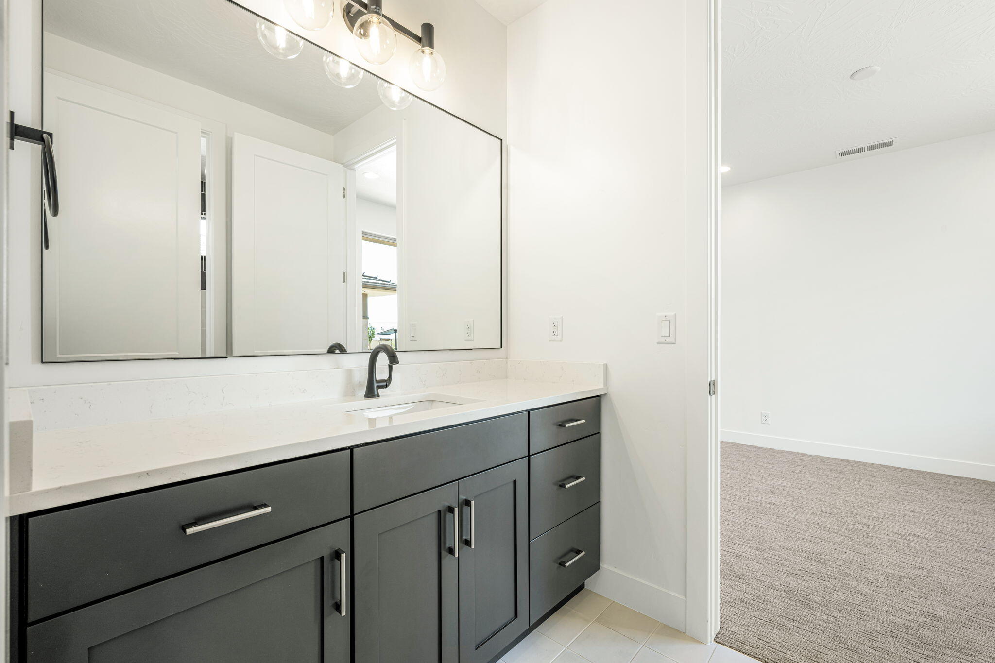 SOLIS AT CORAL CANYON - Residential