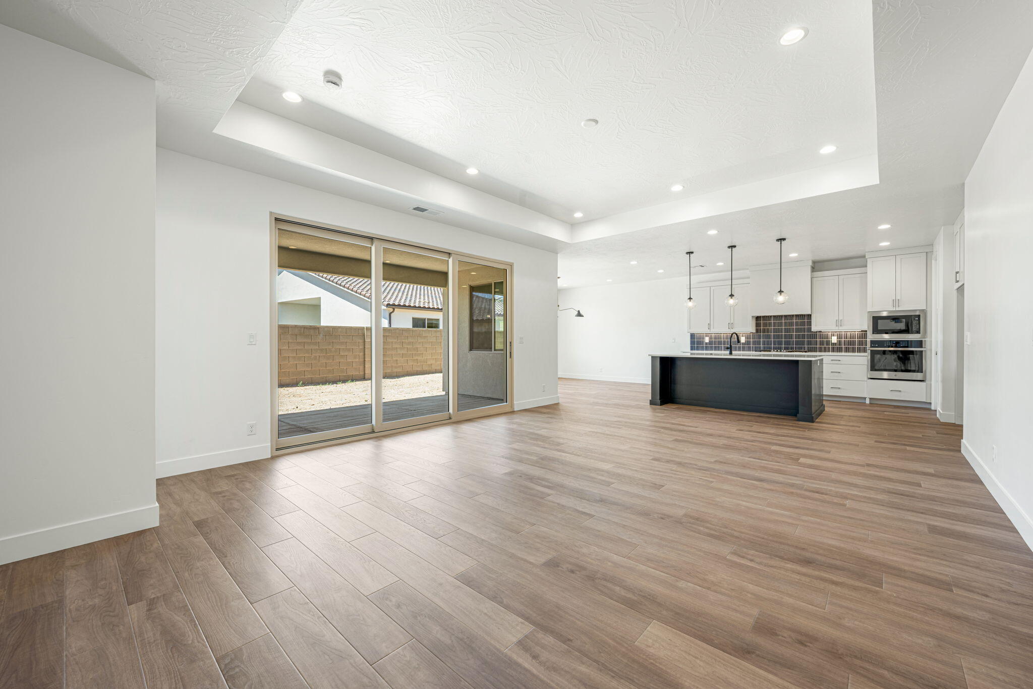 SOLIS AT CORAL CANYON - Residential