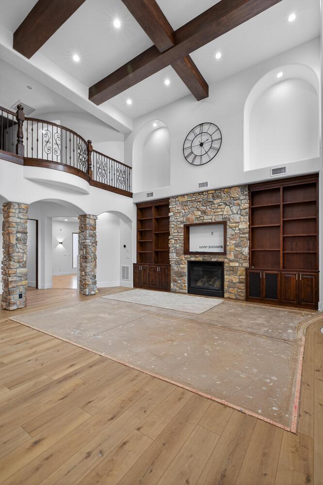 VILLA BONITA ESTATES - Residential