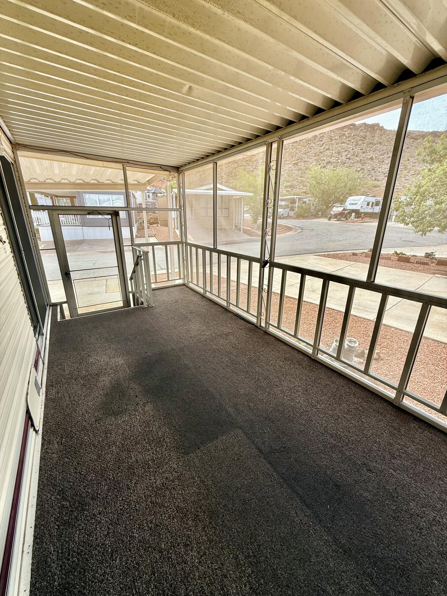 TWIN LAKES RV PARK - Residential