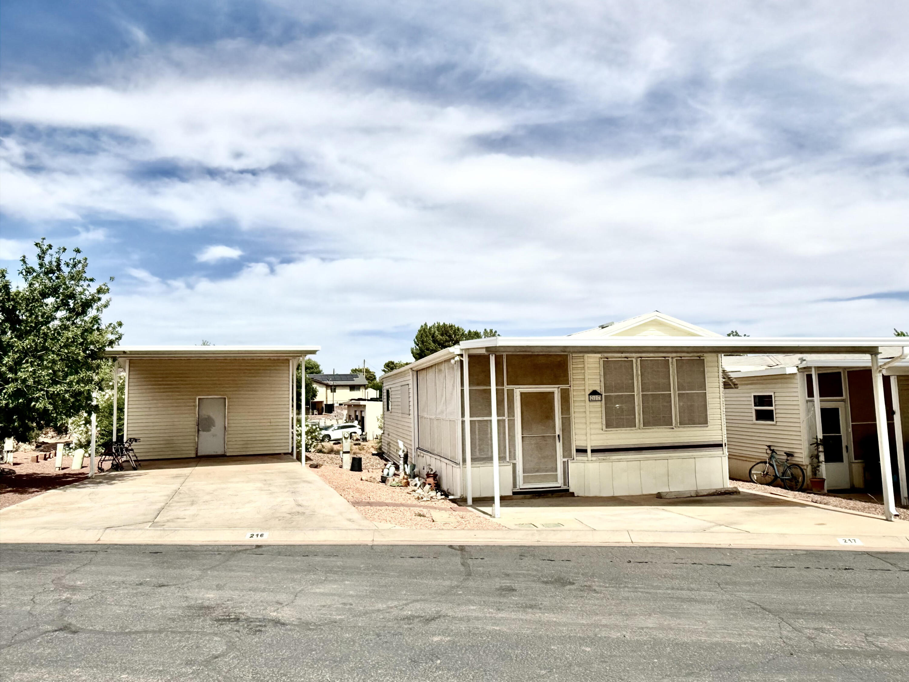 TWIN LAKES RV PARK - Residential