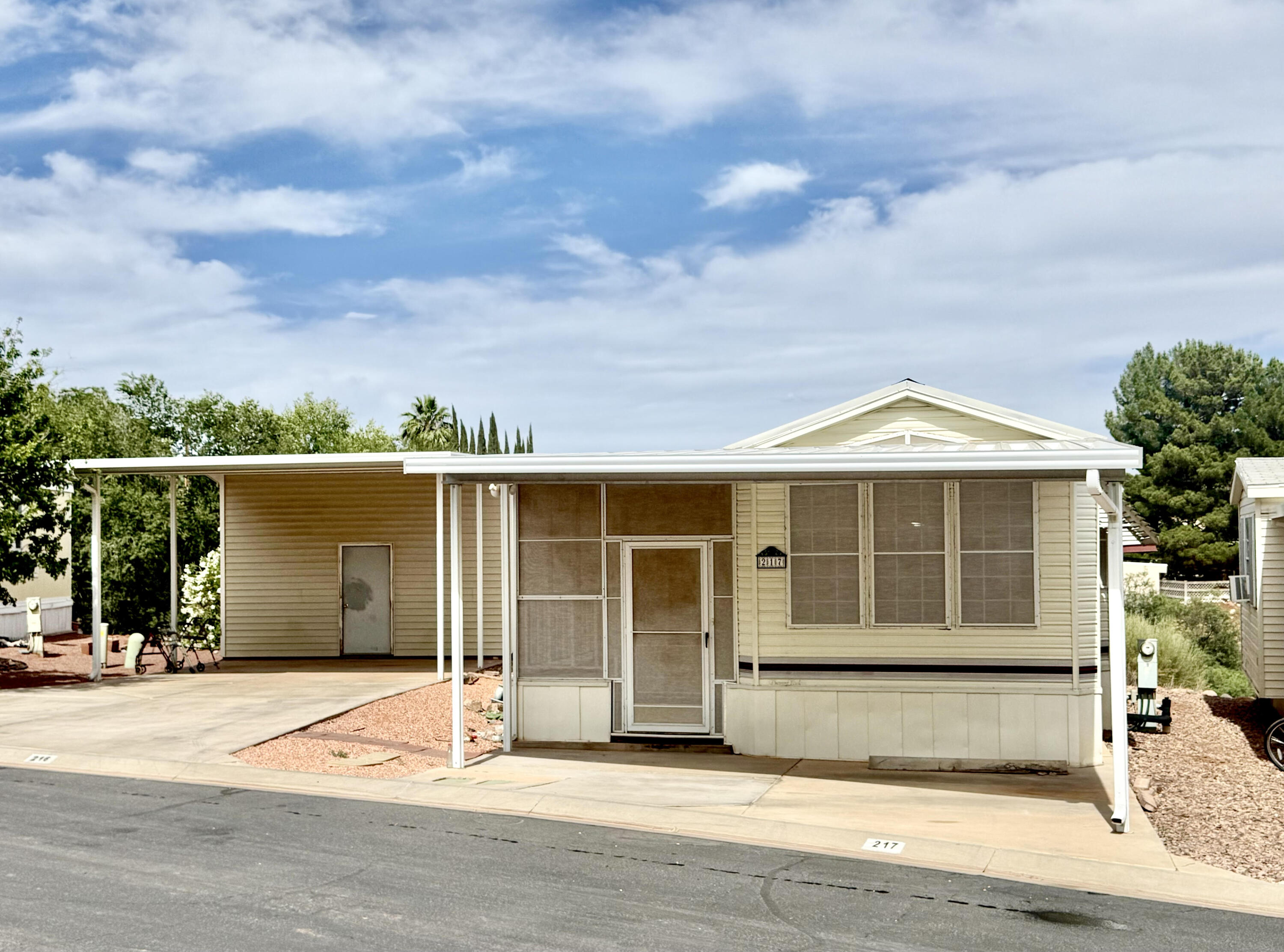 TWIN LAKES RV PARK - Residential
