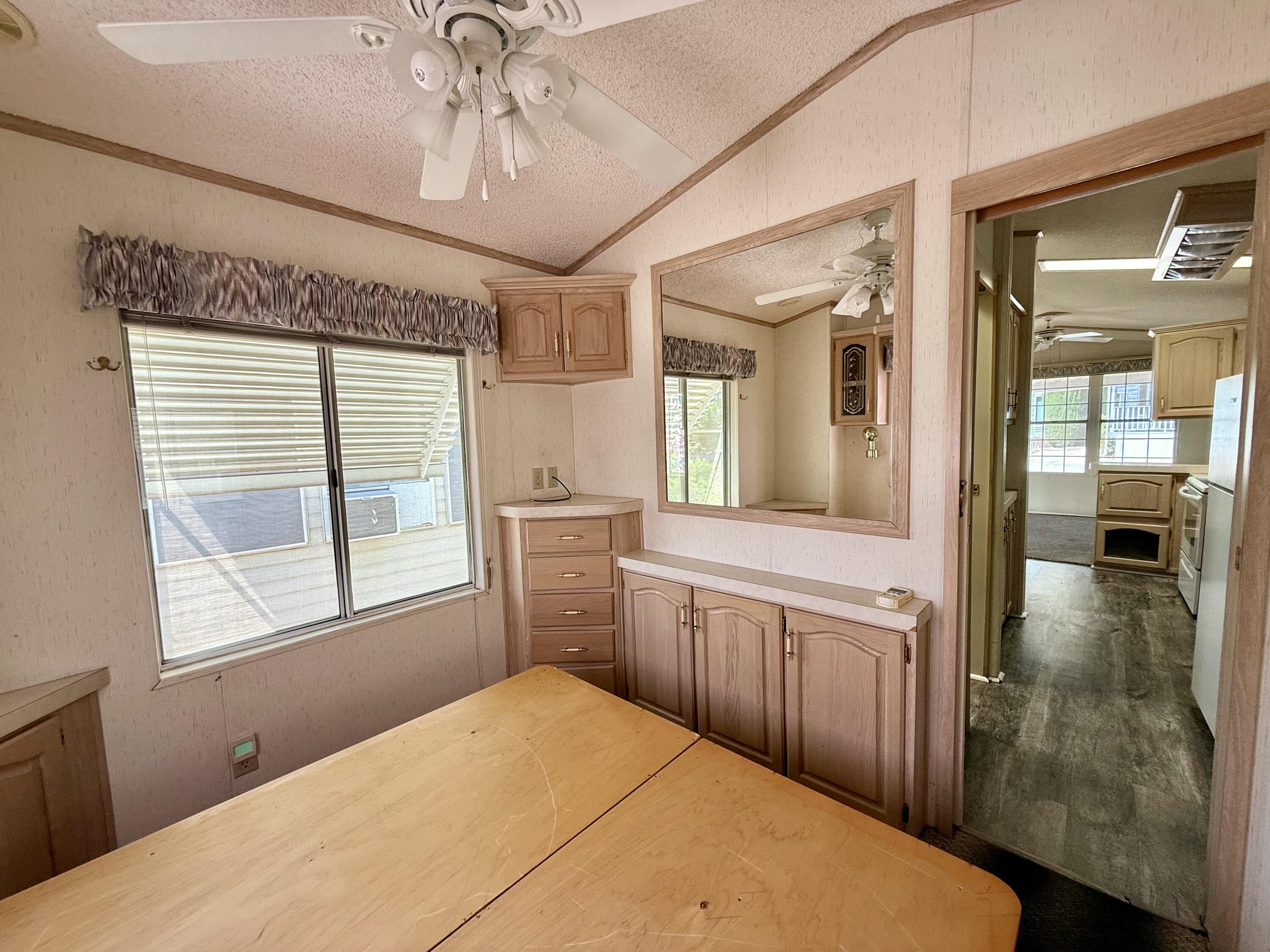 TWIN LAKES RV PARK - Residential