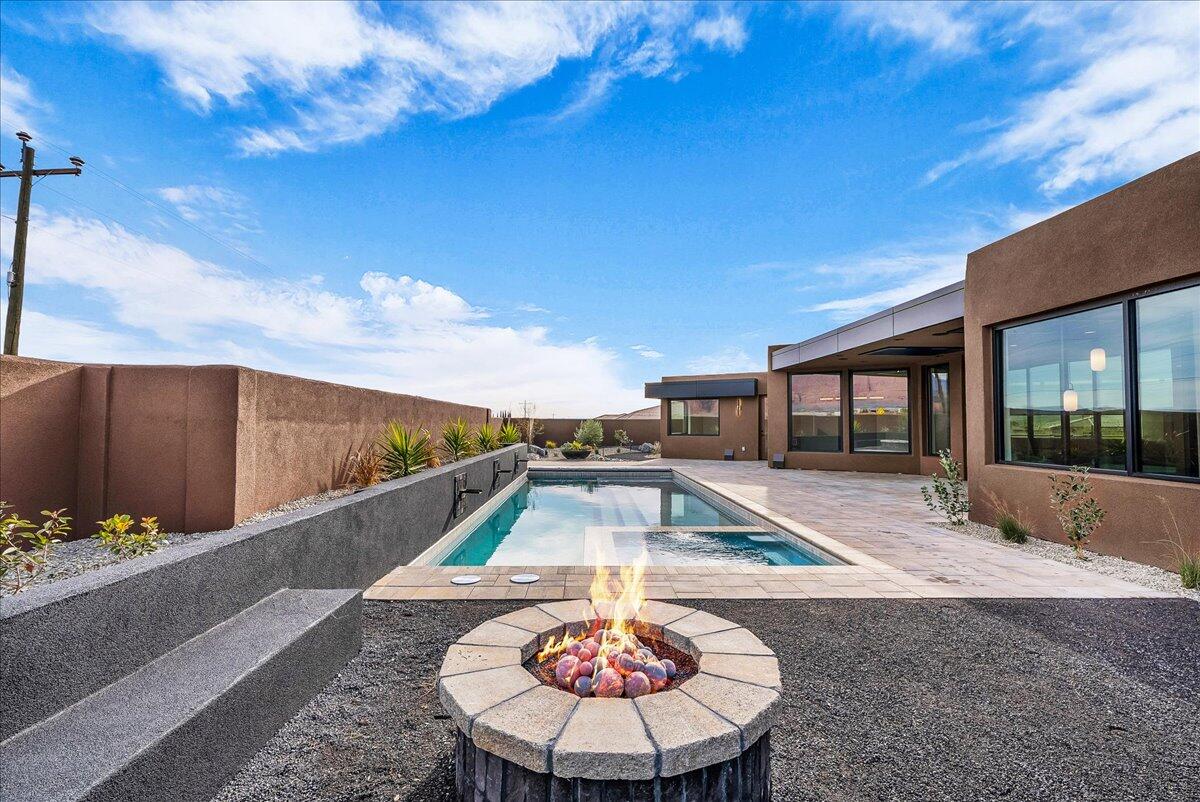 INDIGO TRAILS - Residential
