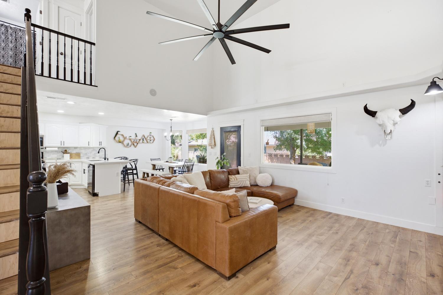 INDIAN SPRINGS - Residential