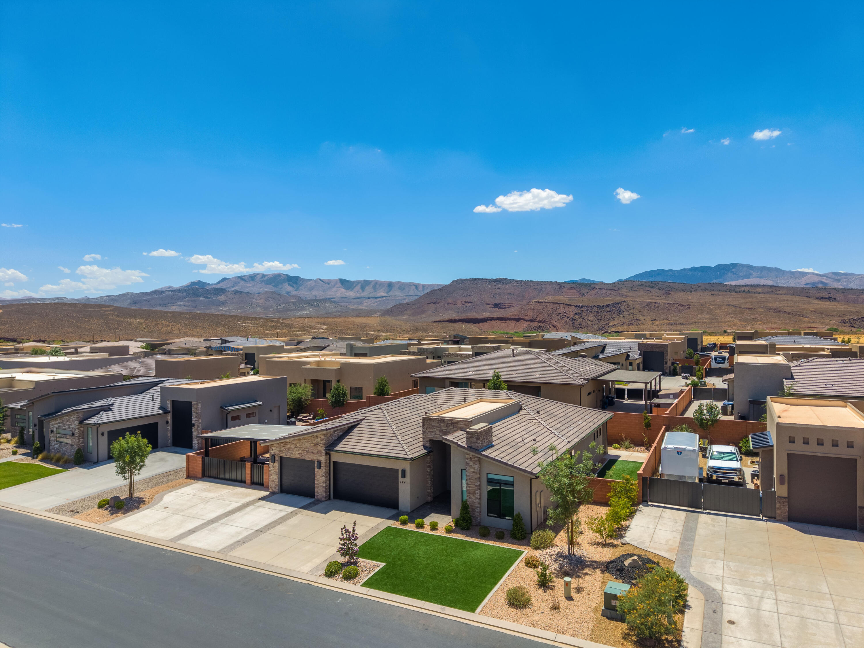ANASAZI VISTA - Residential