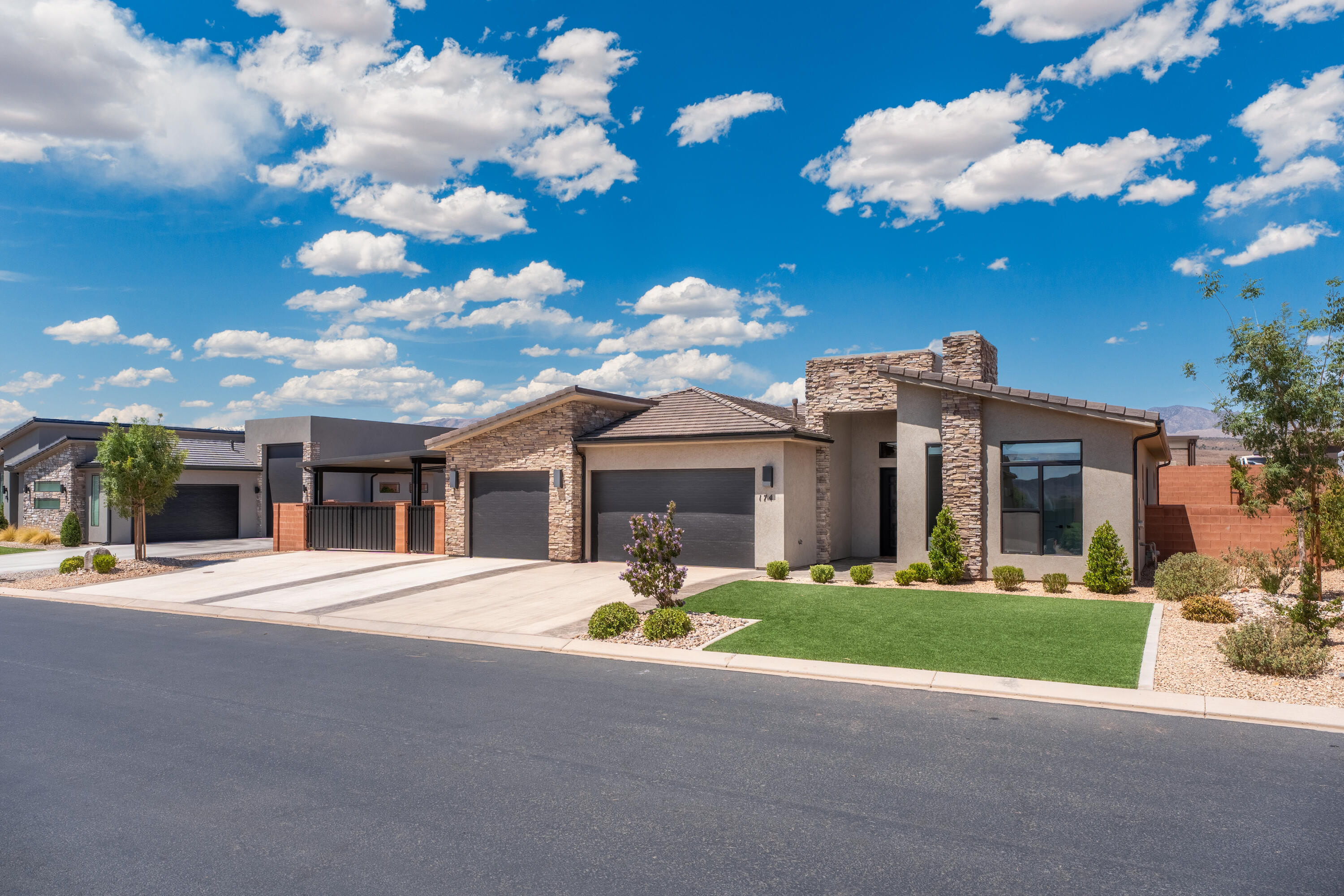 ANASAZI VISTA - Residential