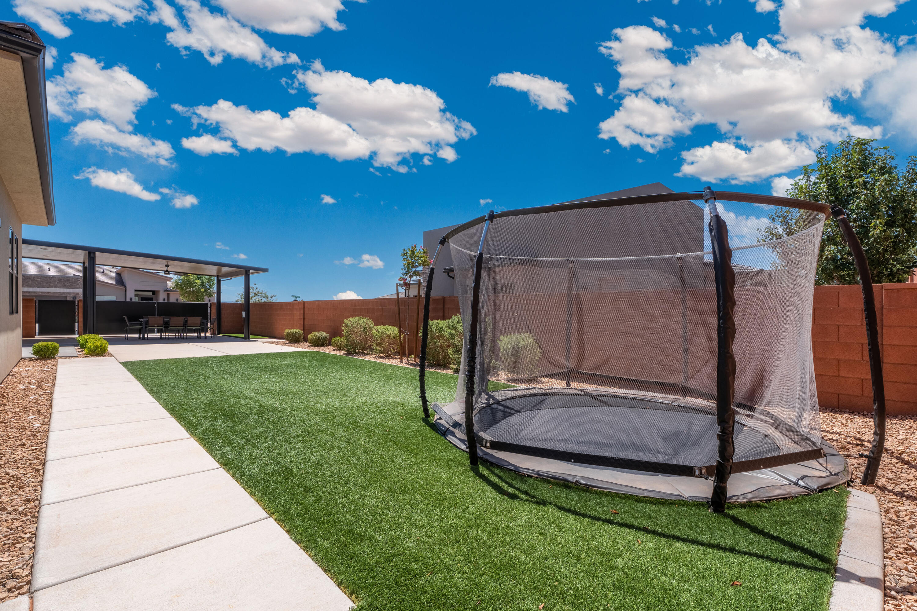 ANASAZI VISTA - Residential