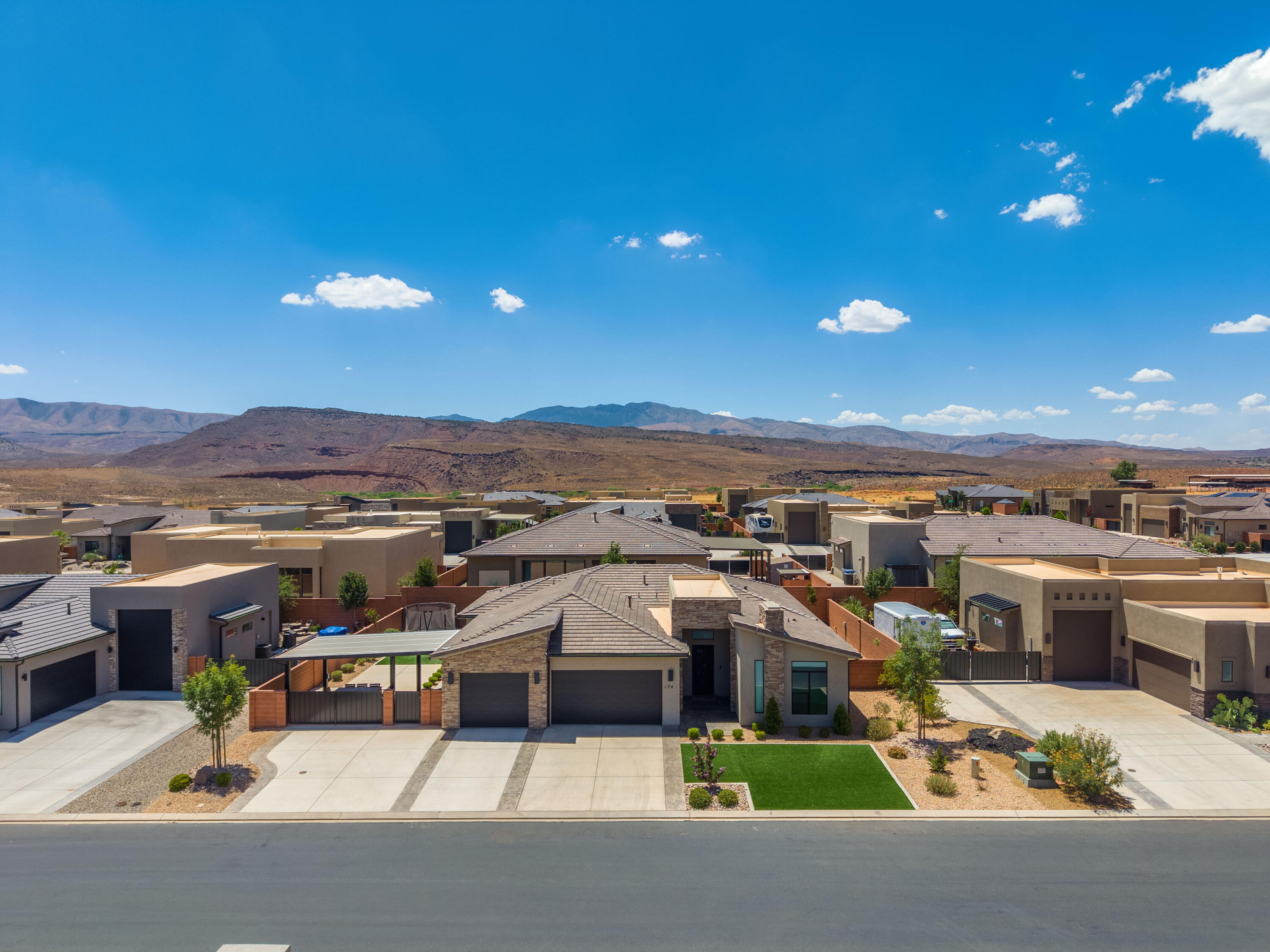 ANASAZI VISTA - Residential