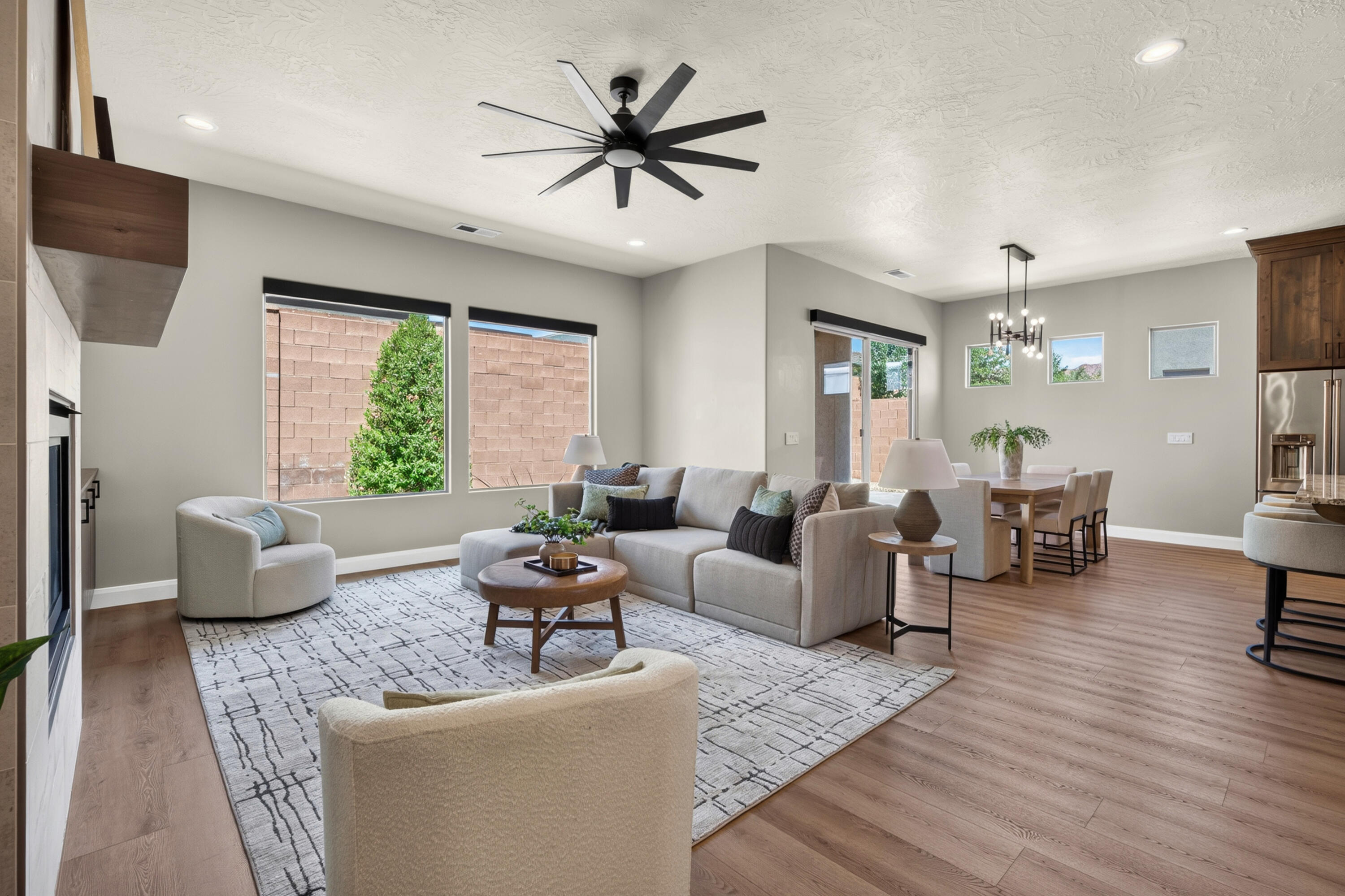 ANASAZI VISTA - Residential