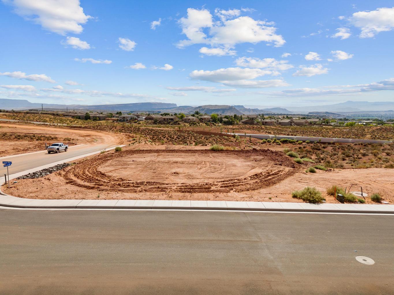 SOLENTE VILLAGE - Land