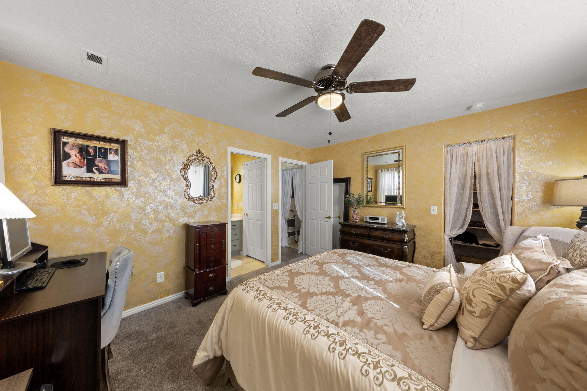 DIXIE DOWNS RV RESORT - Residential