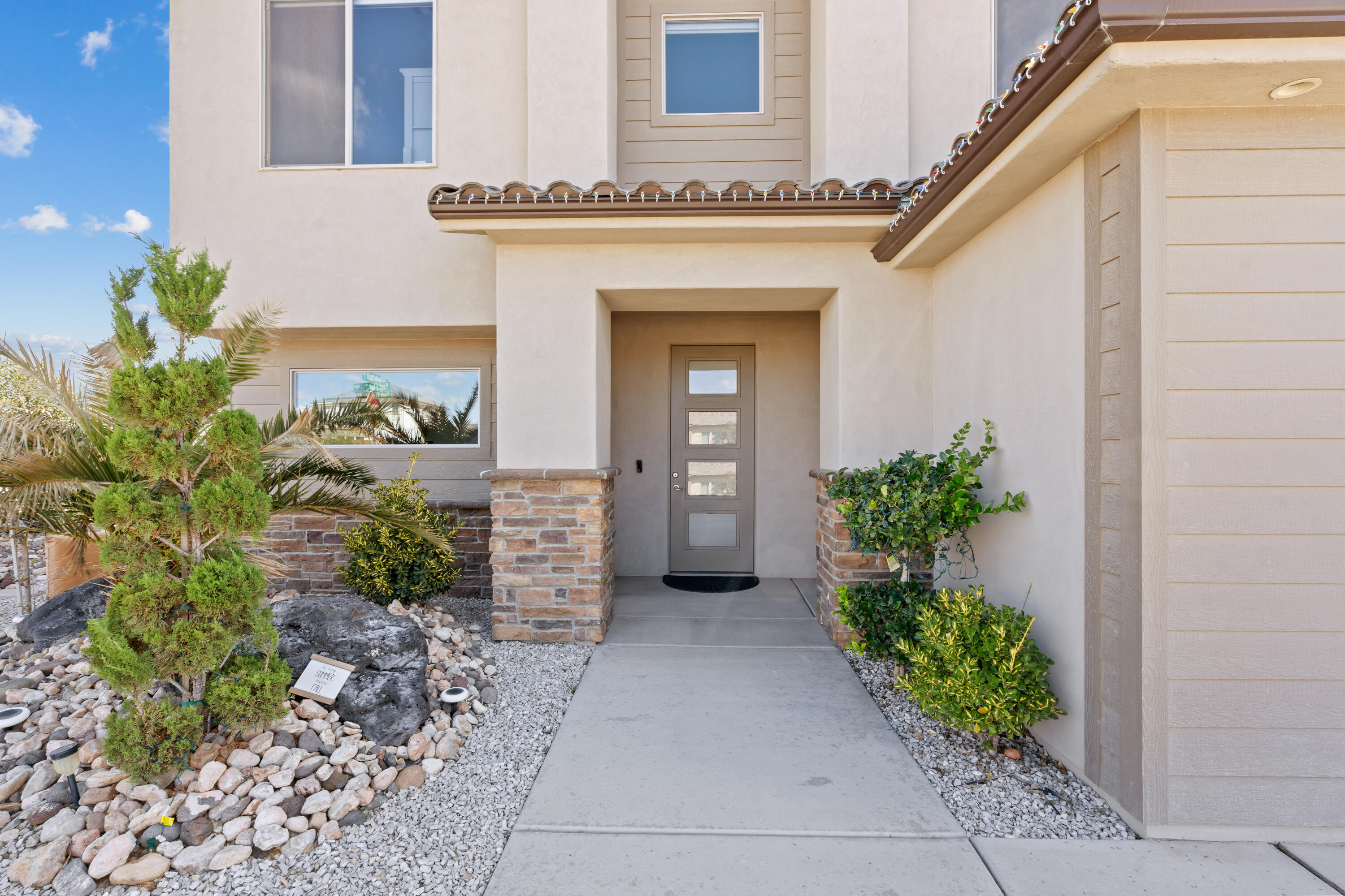 SAGE CANYON - Residential