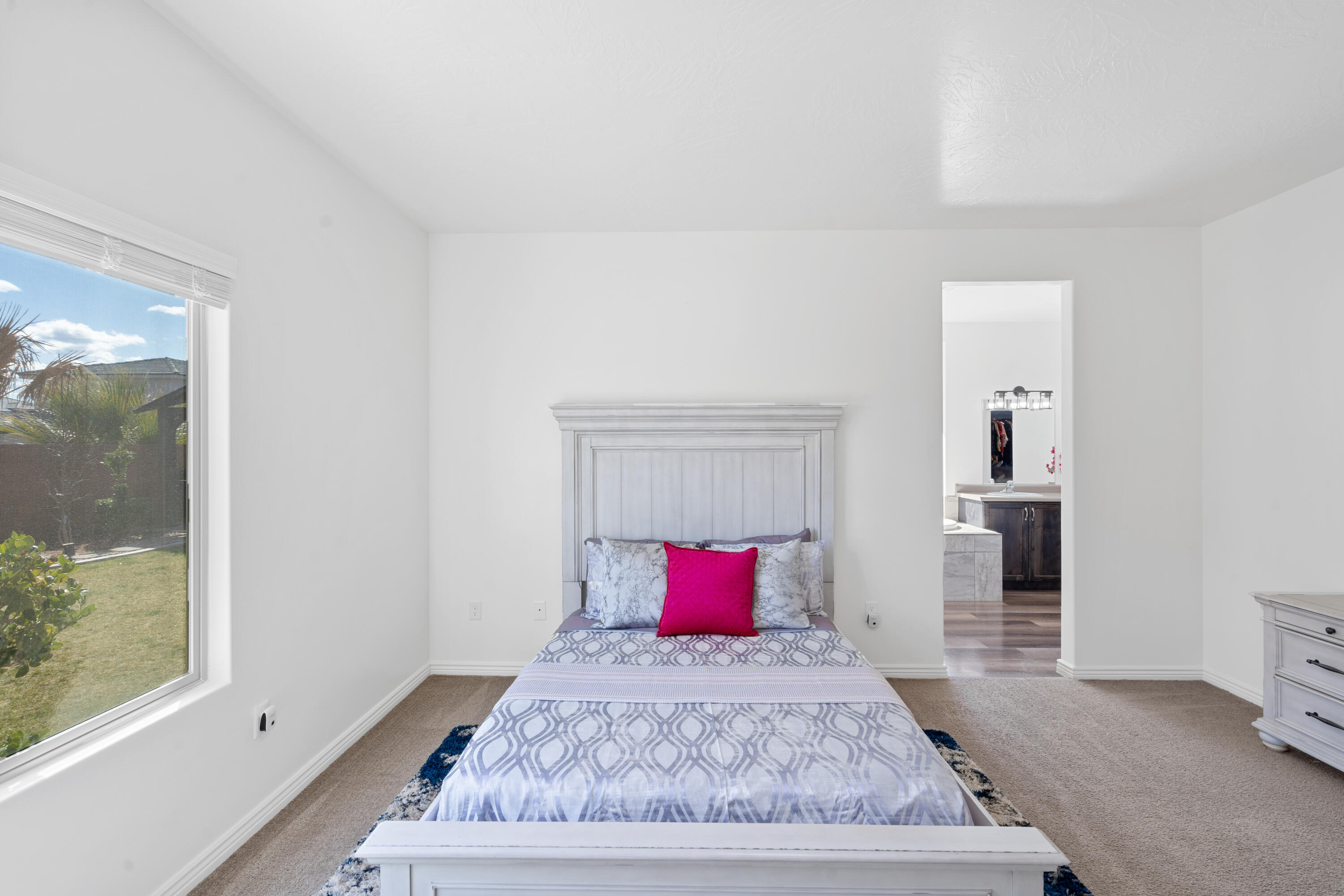 SAGE CANYON - Residential