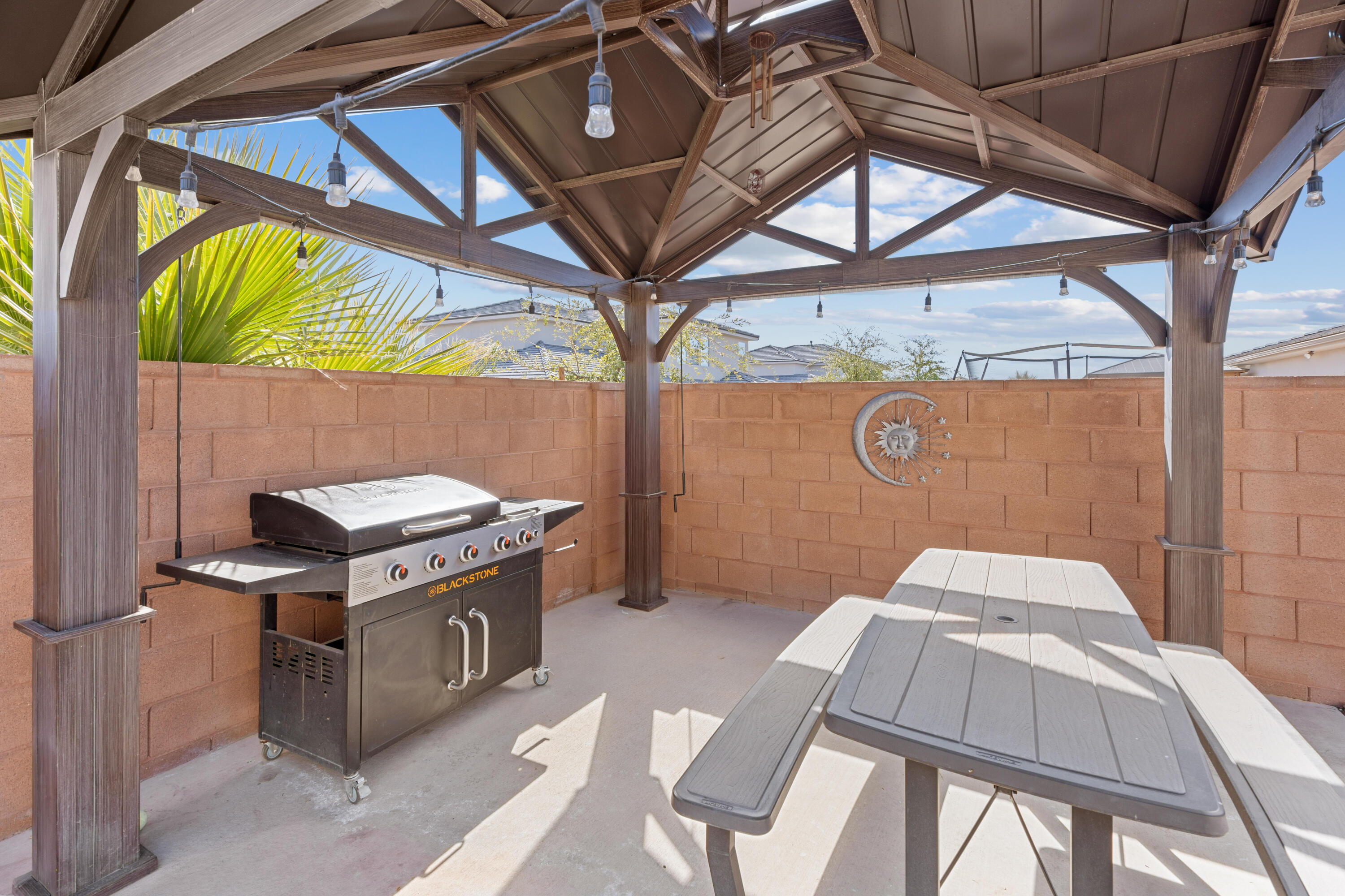 SAGE CANYON - Residential