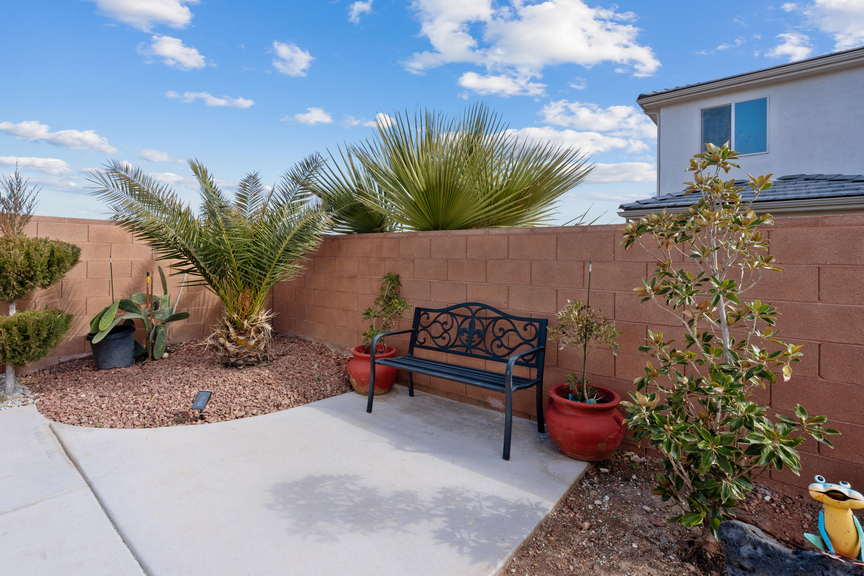 SAGE CANYON - Residential