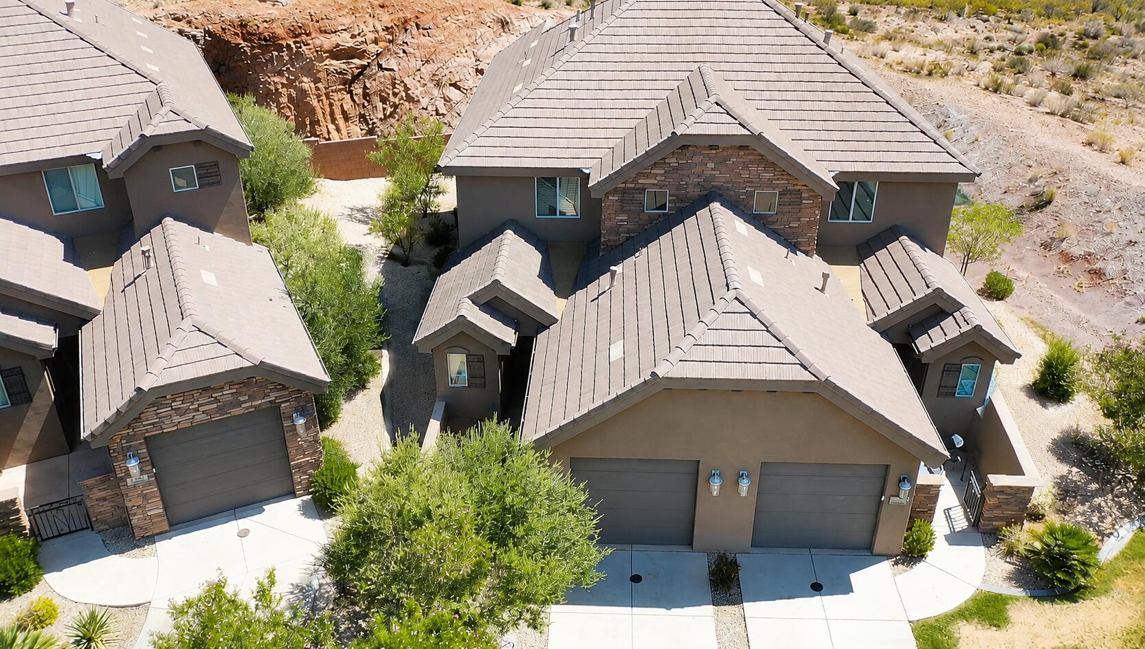 CORAL RIDGE TOWNHOMES - Residential
