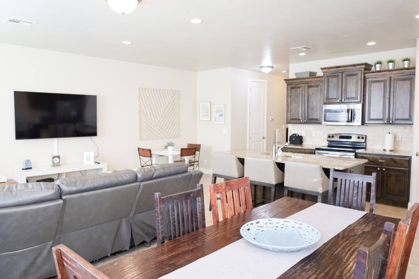 CORAL RIDGE TOWNHOMES - Residential