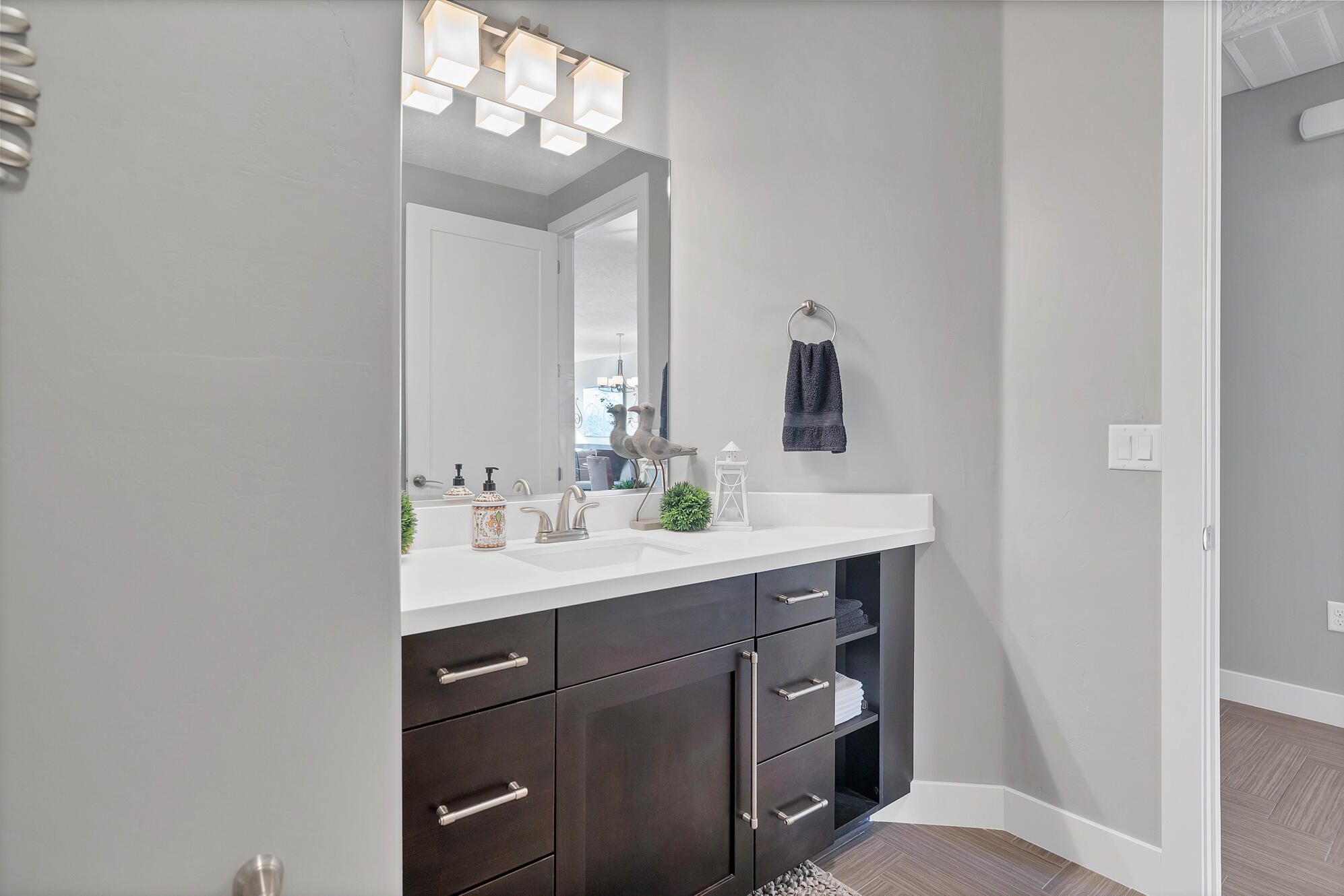 PELICAN HILLS CONDOMINIUMS - Residential