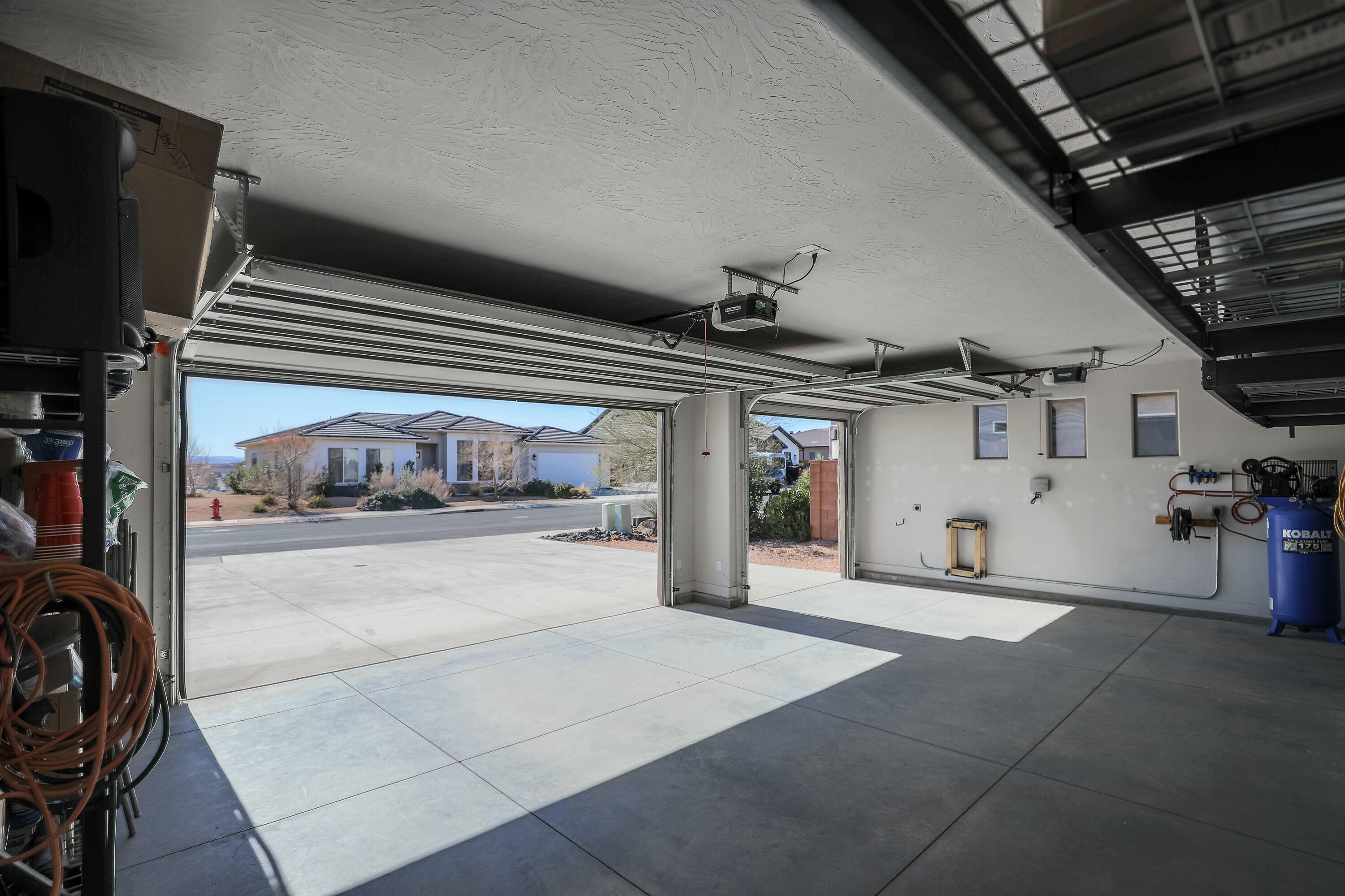 PAINTED SANDS - Residential
