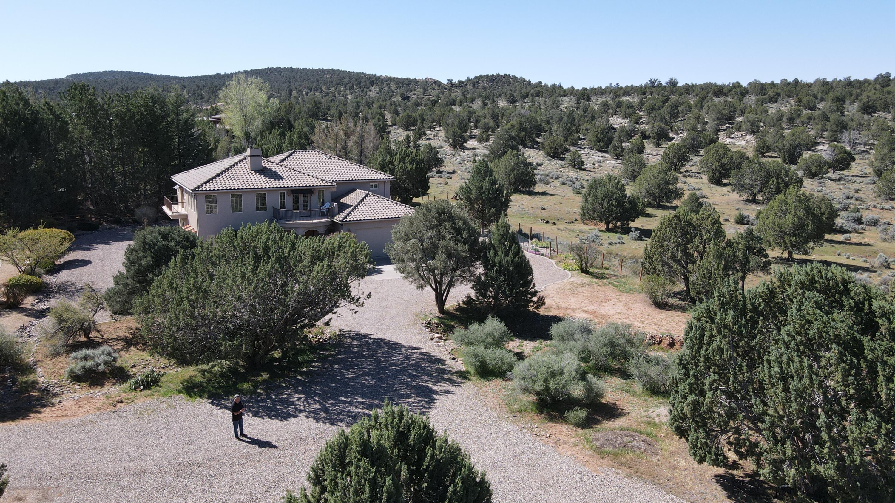 PINION HILLS - Residential
