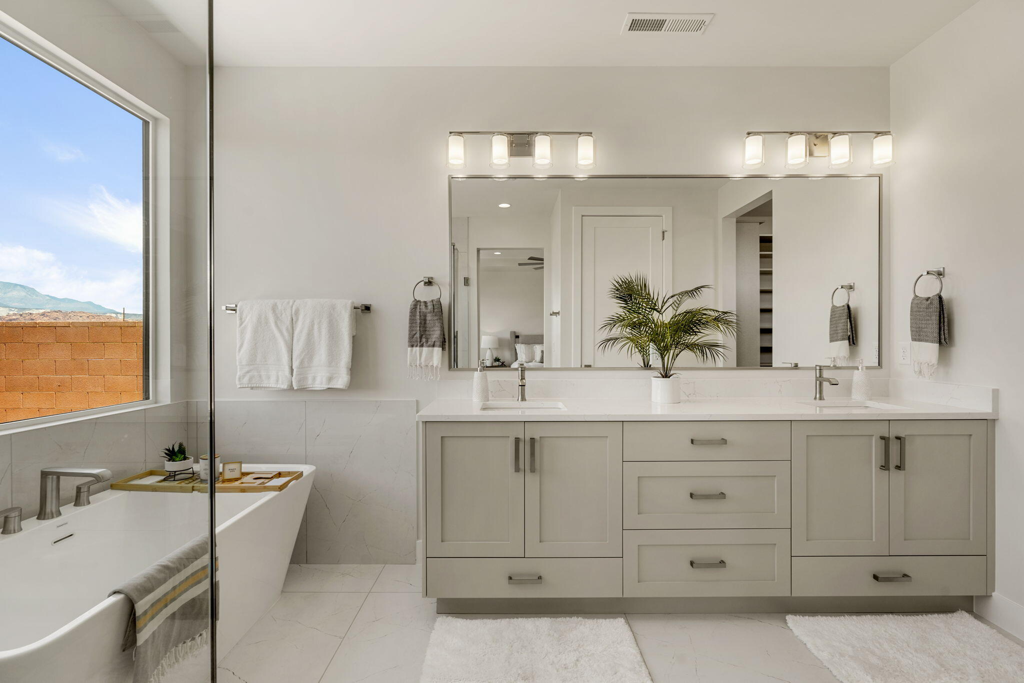 BLACK STONE - Residential