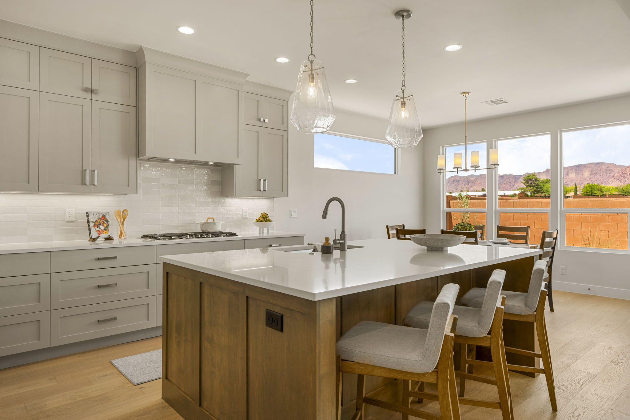 BLACK STONE - Residential