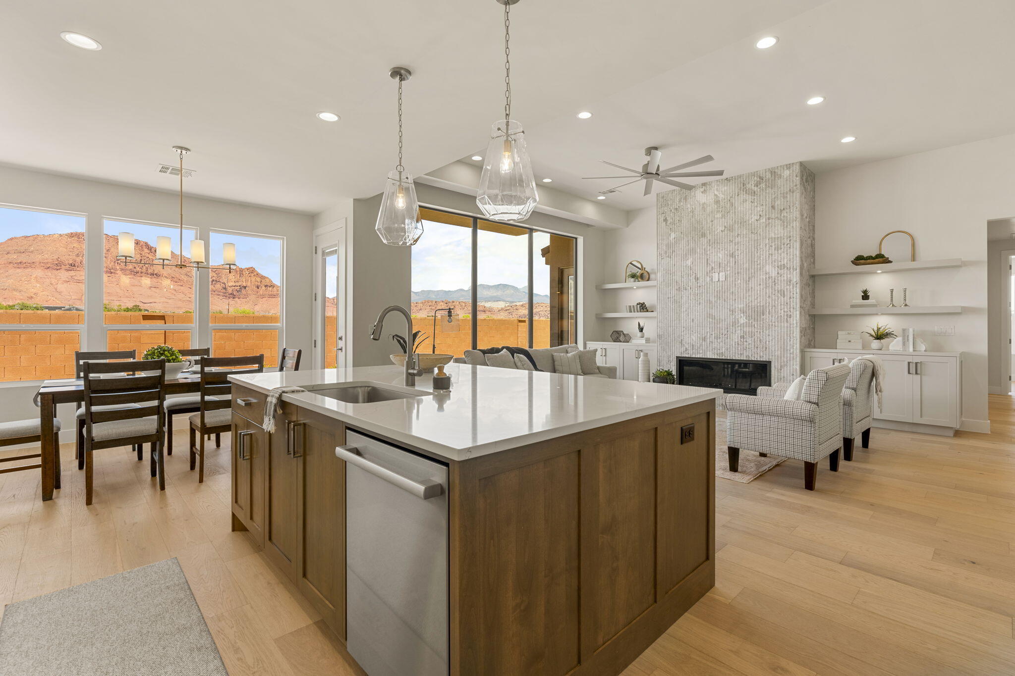 BLACK STONE - Residential