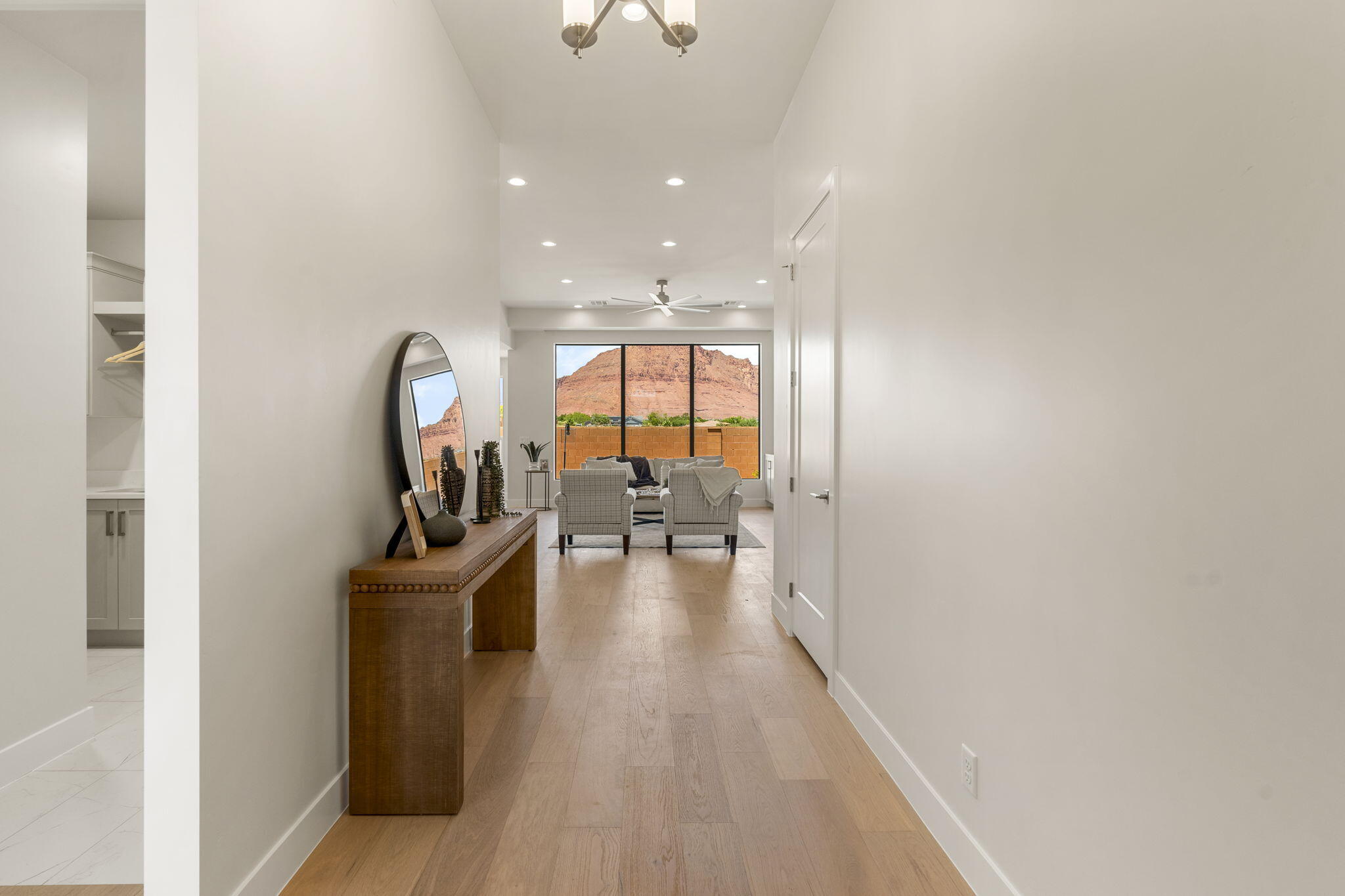 BLACK STONE - Residential