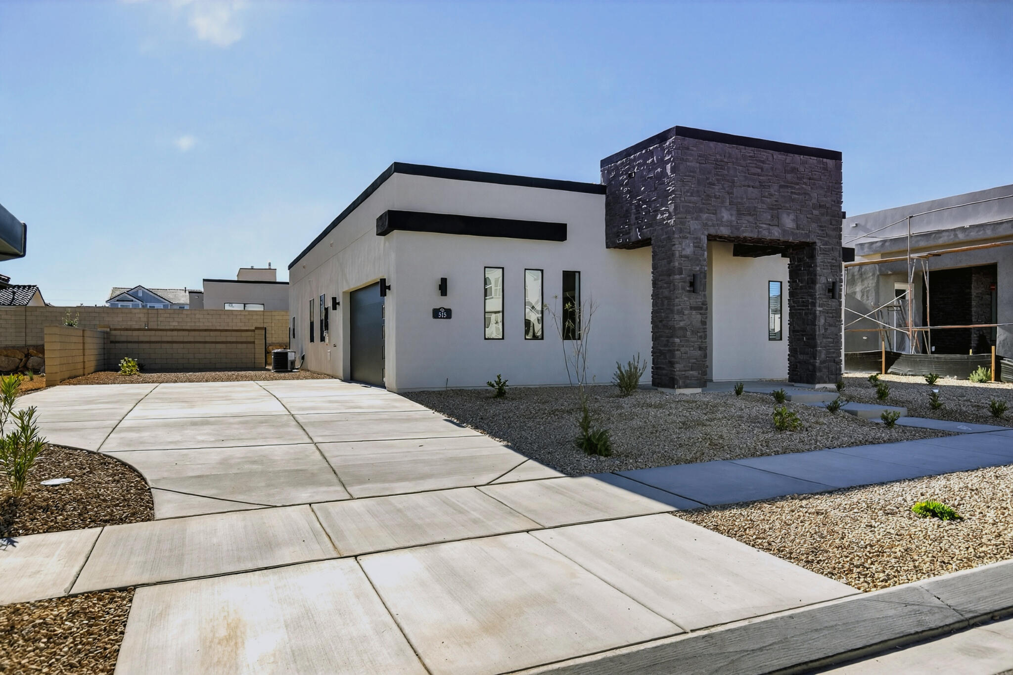 DESERT COLOR SAGE HAVEN - Residential