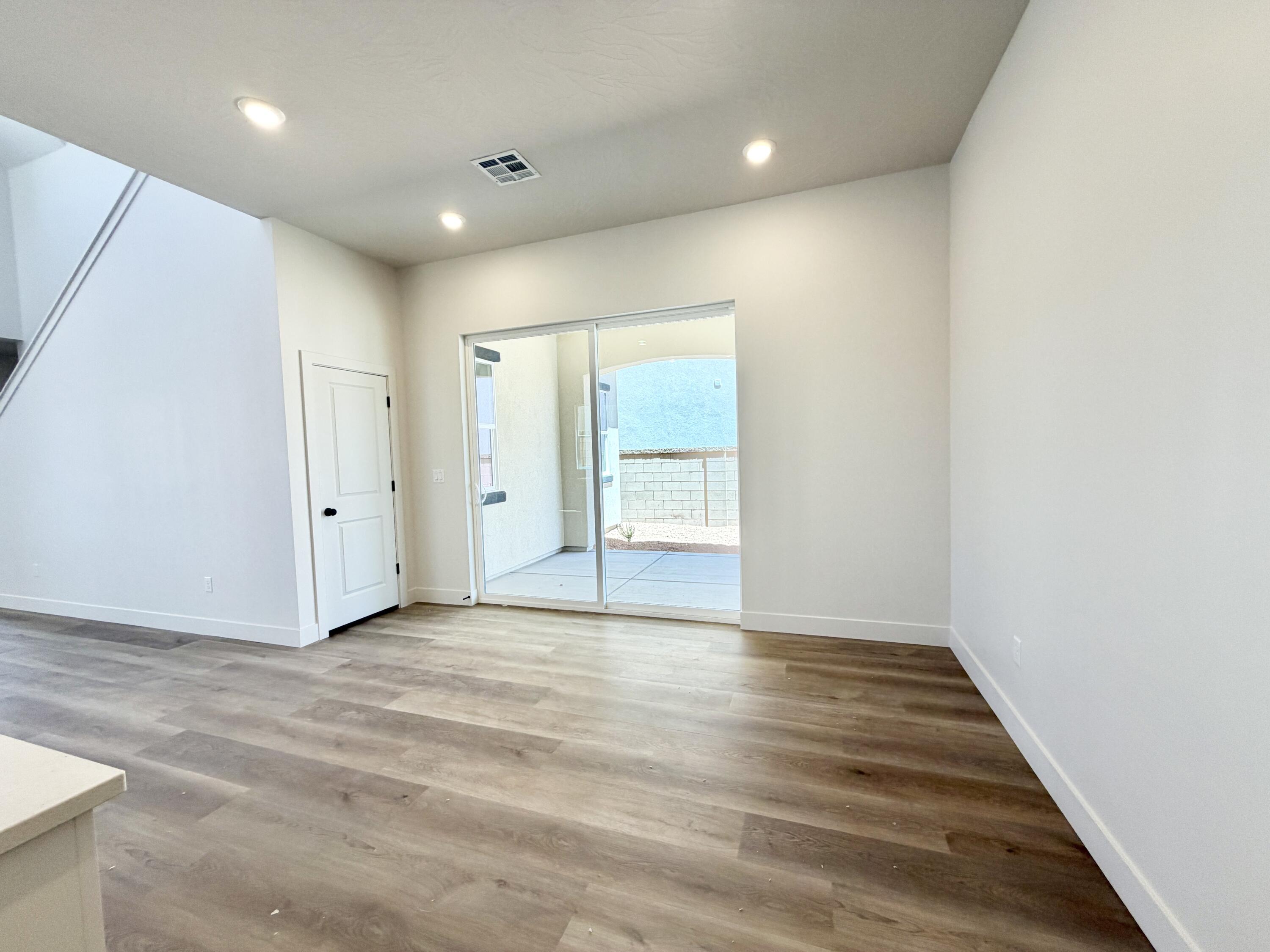 DESERT COLOR SAGE HAVEN - Residential