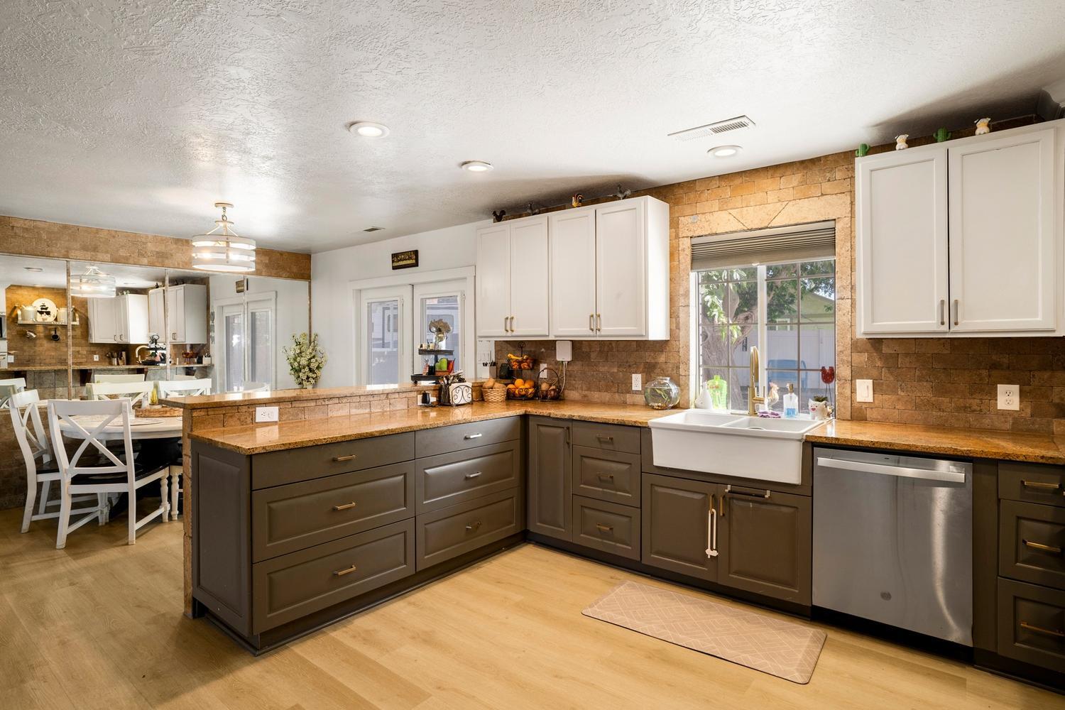 SANTA CLARA HEIGHTS - Residential