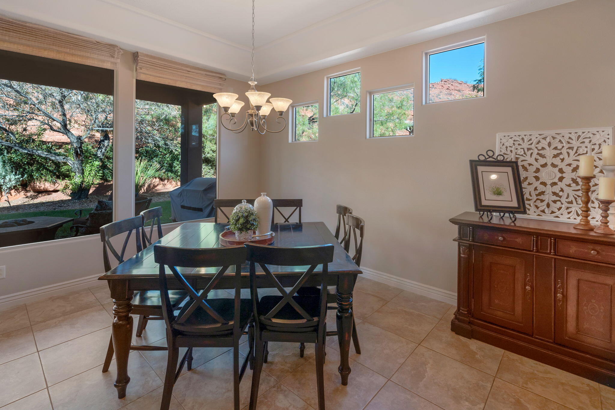 PARADISE CANYON - Residential