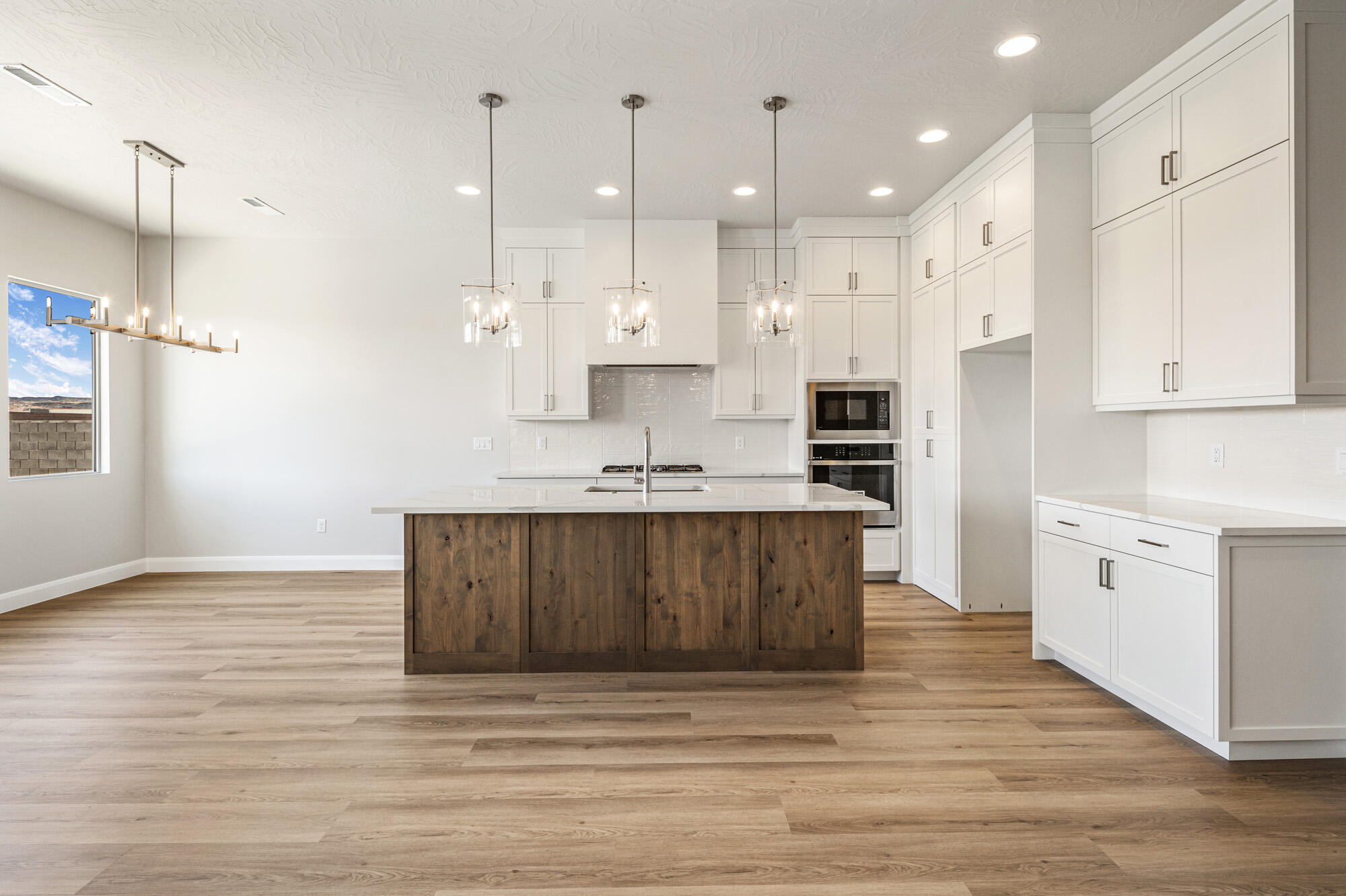 FRANKLIN FIELDS - Residential