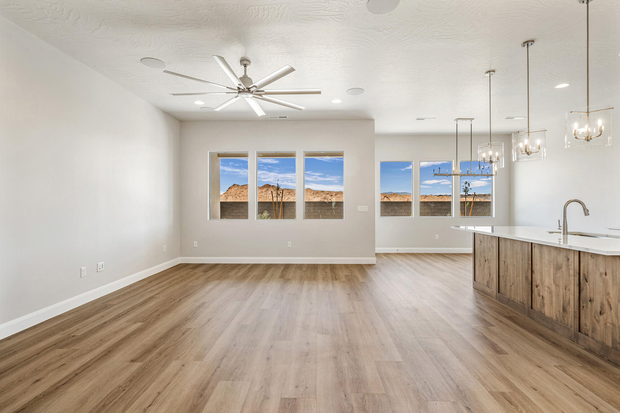 FRANKLIN FIELDS - Residential
