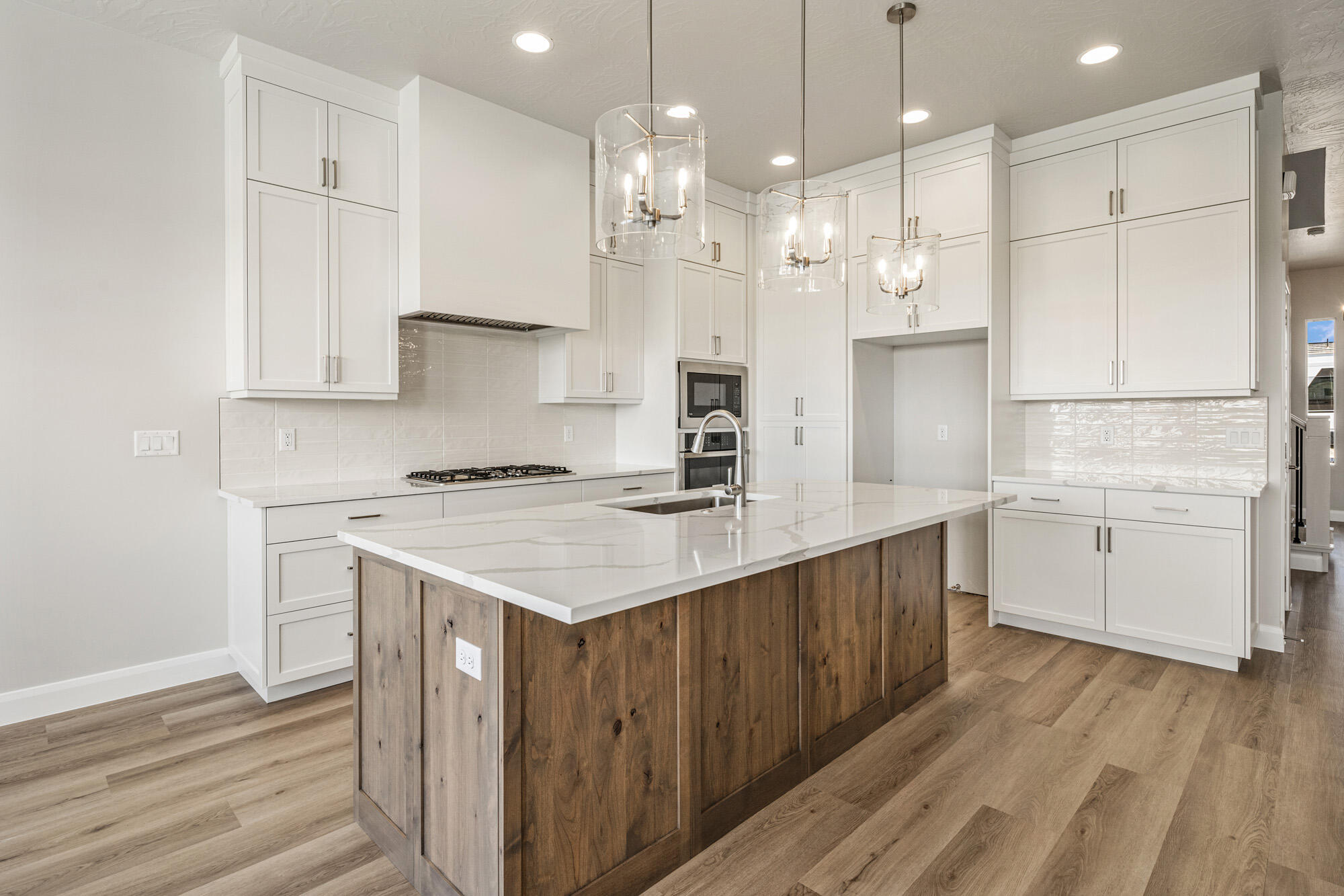 FRANKLIN FIELDS - Residential