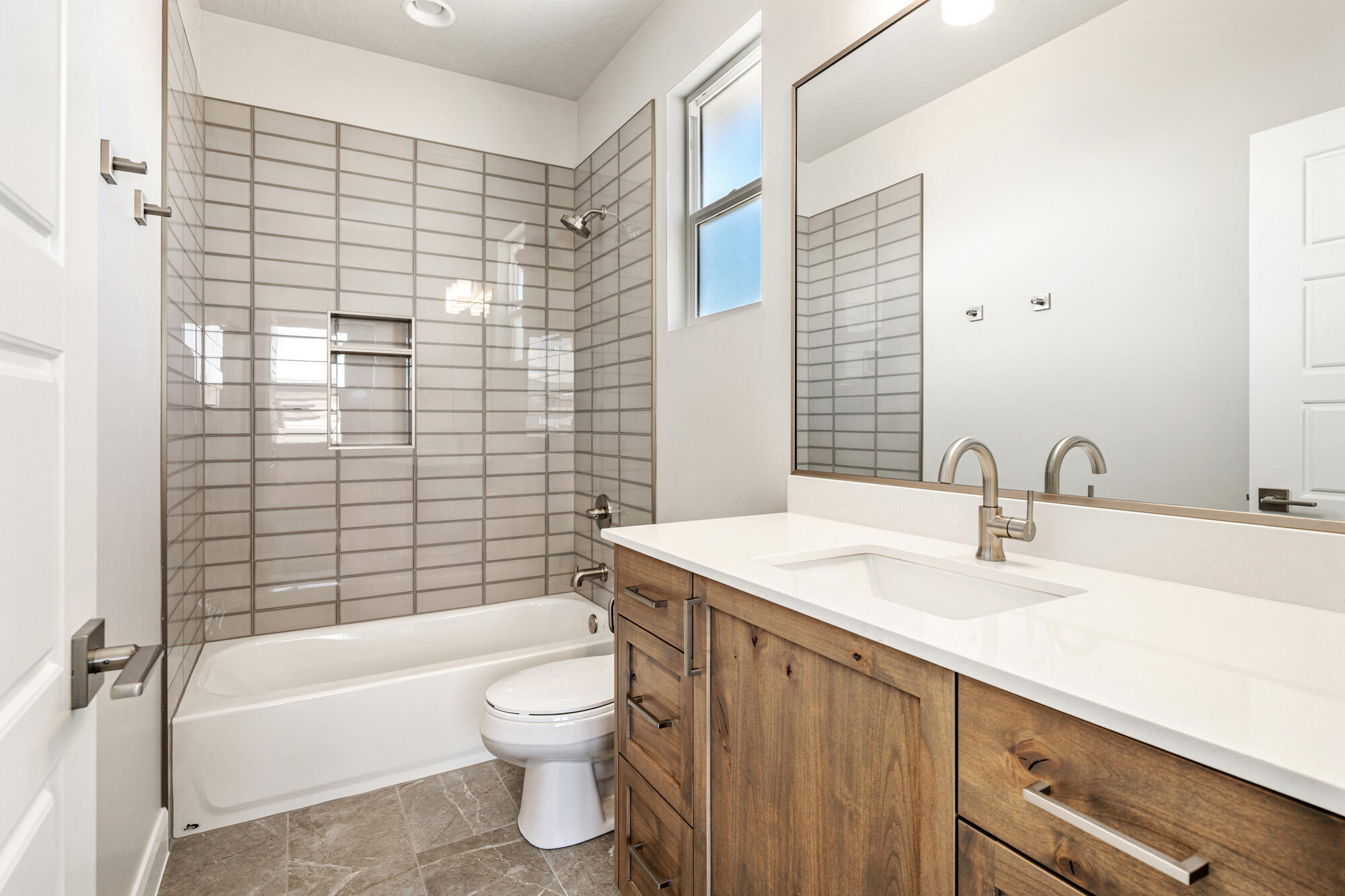 FRANKLIN FIELDS - Residential