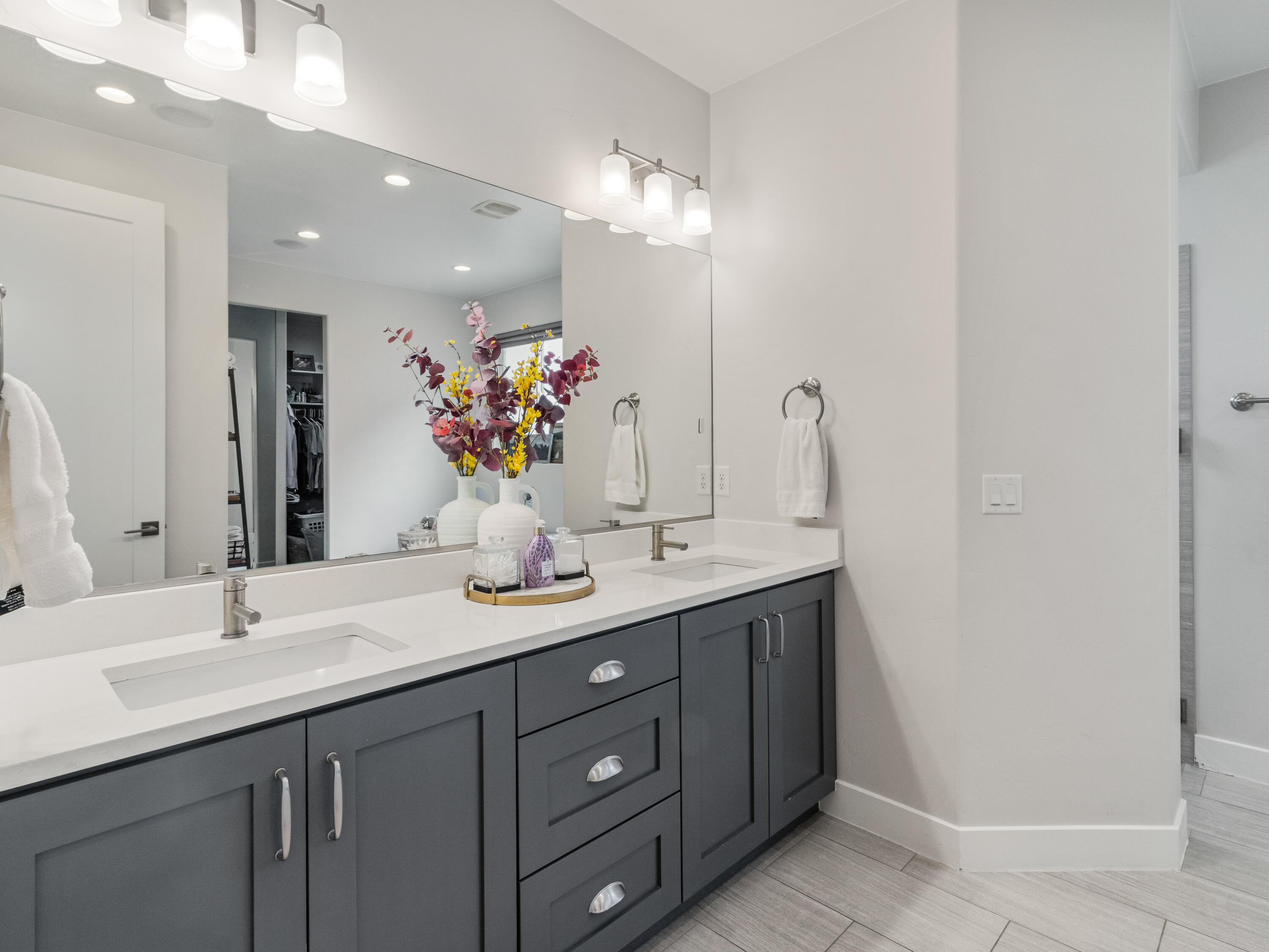 OAKWOOD ESTATES - Residential