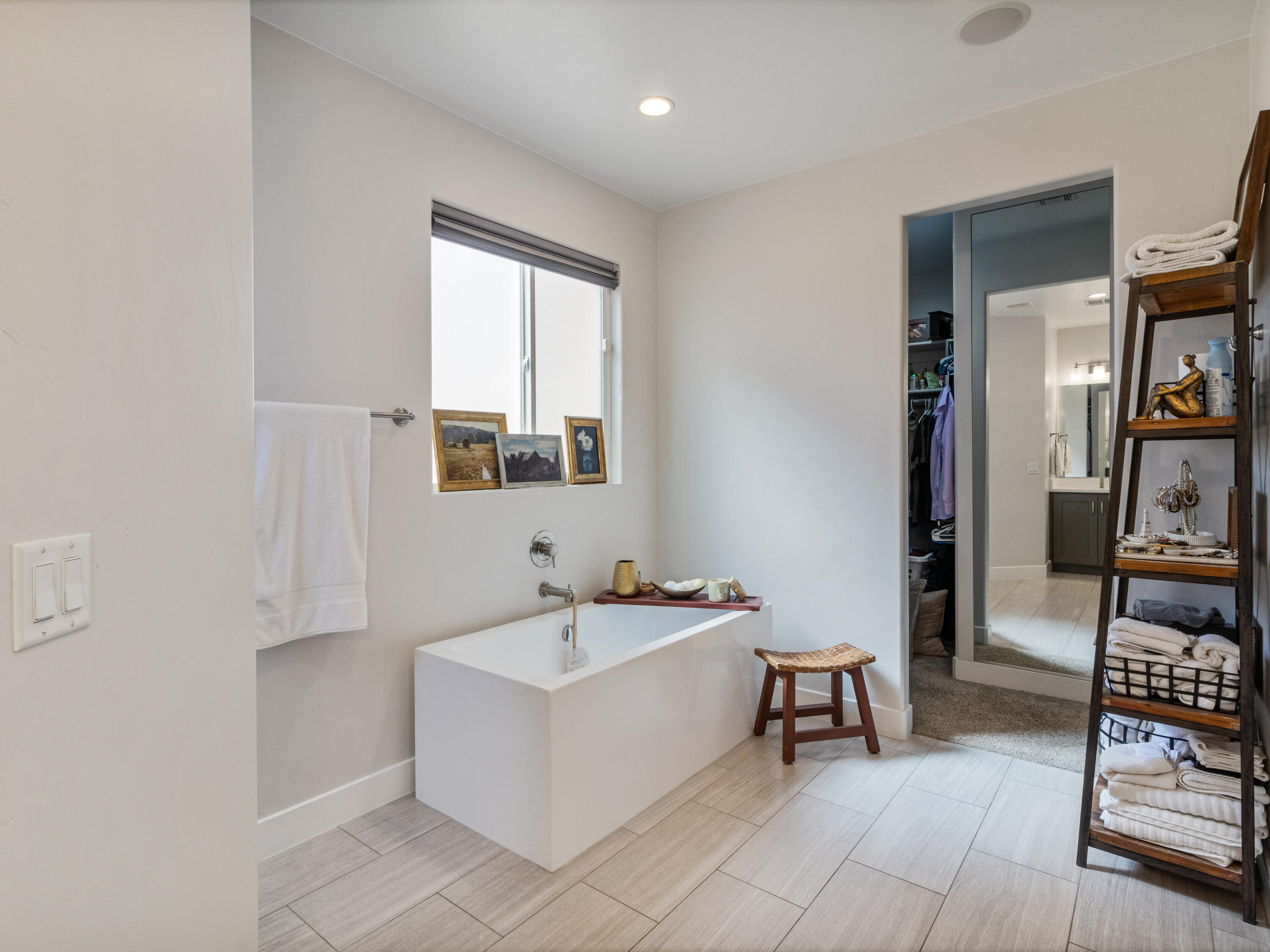 OAKWOOD ESTATES - Residential