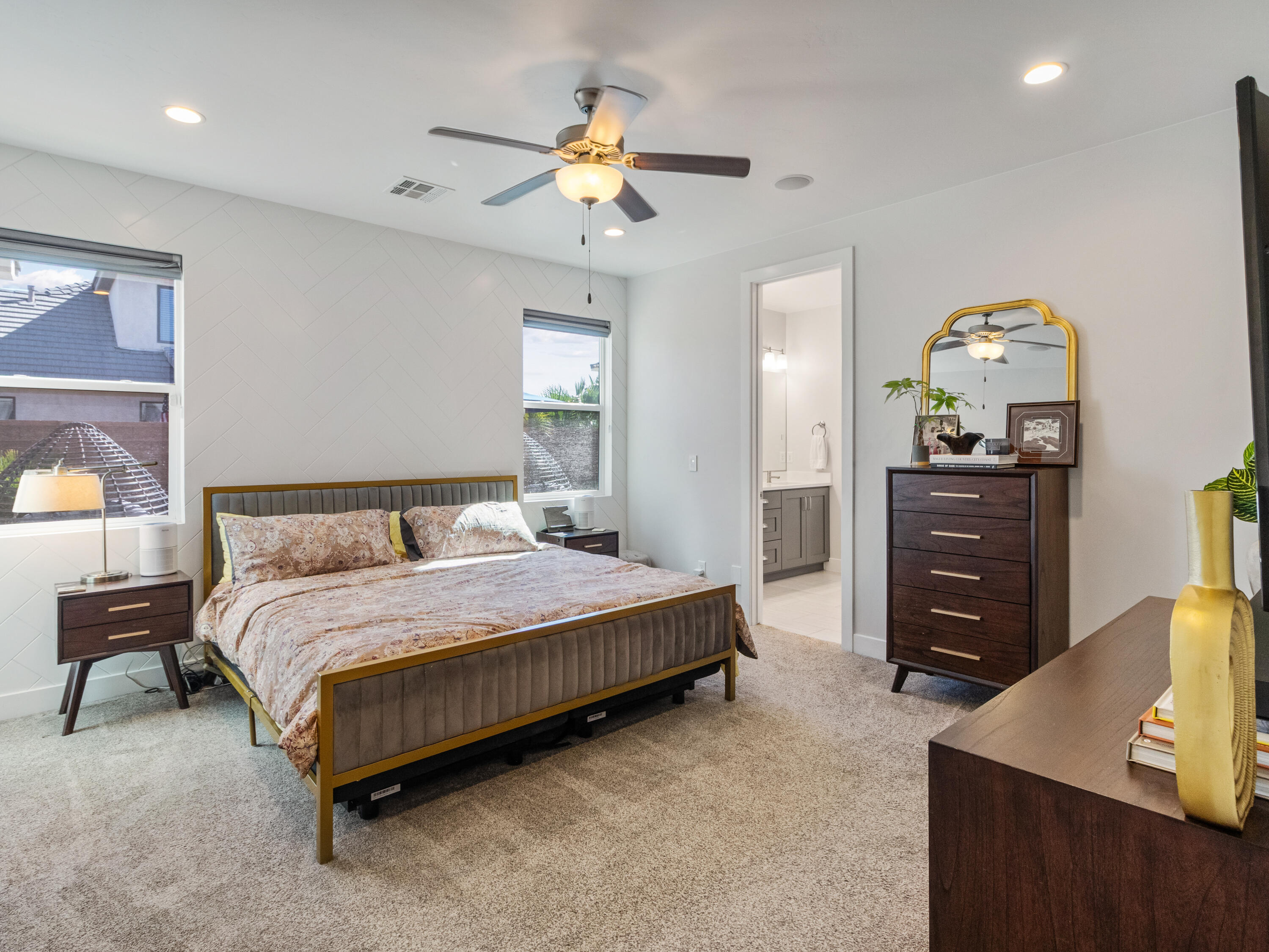OAKWOOD ESTATES - Residential