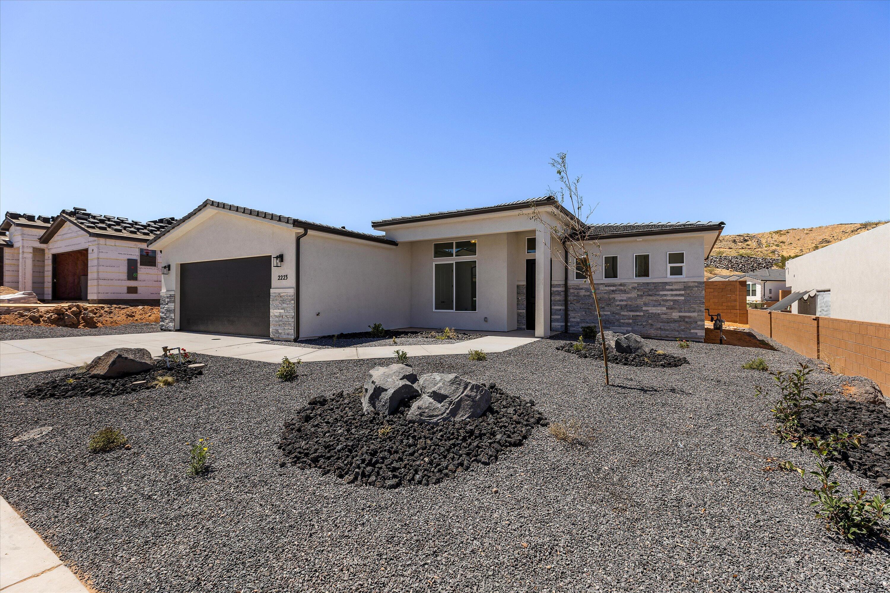 HURRICANE VIEWS - Residential