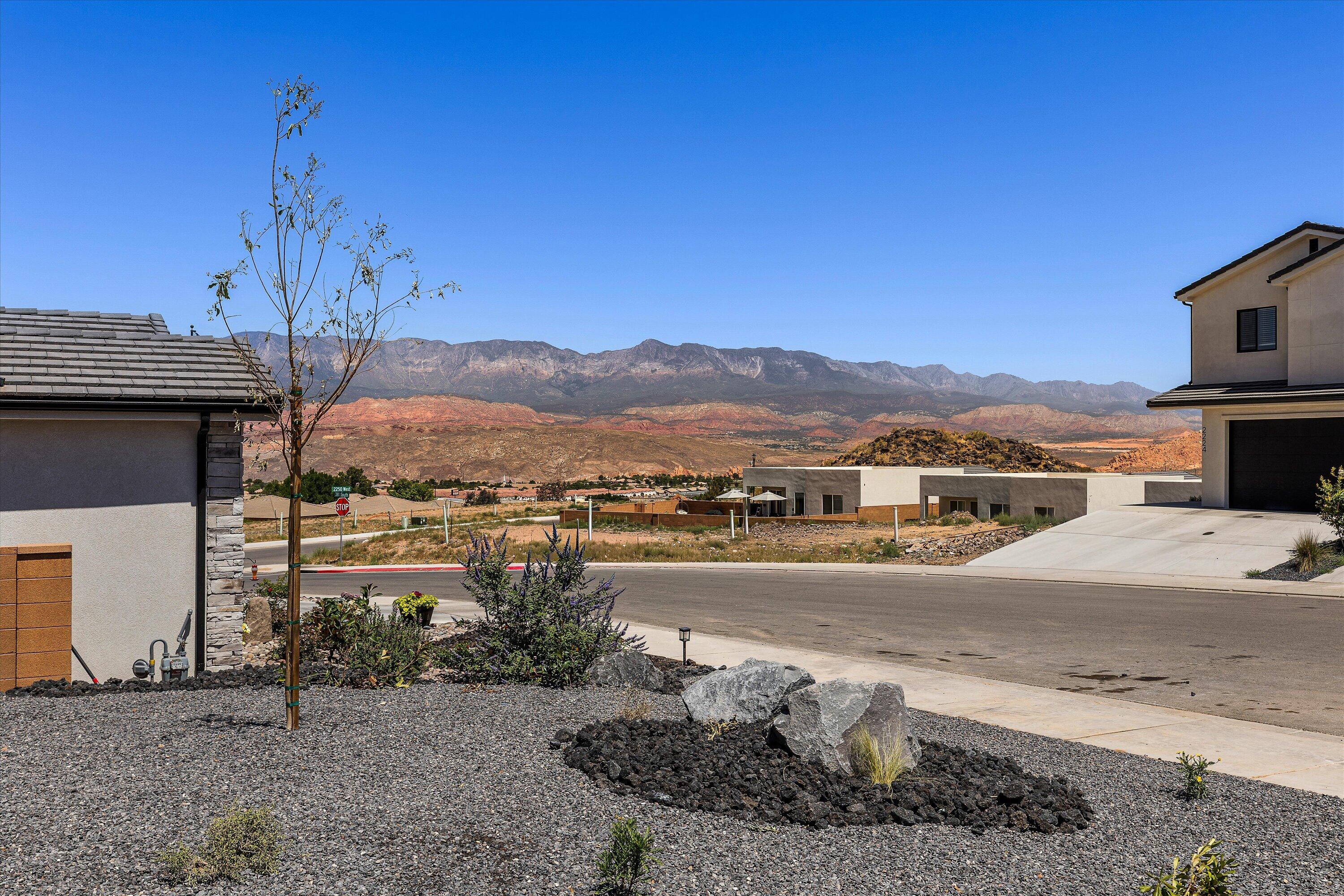 HURRICANE VIEWS - Residential