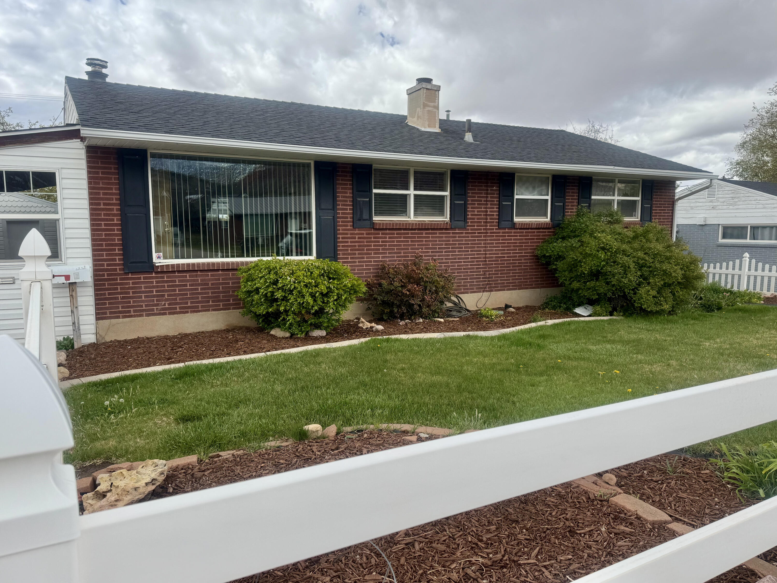 Charming home in the heart of Cedar City, offers a great opportunity for first-time buyers or investors alike. Featuring original hardwood floors and a fully fenced yard, the property provides a solid foundation to make it your own.

Conveniently located and ready for new ownership, this home is being sold 'as-is'.  Whether you're looking to create your first home or add to your investment portfolio, this property is full of possibilities.