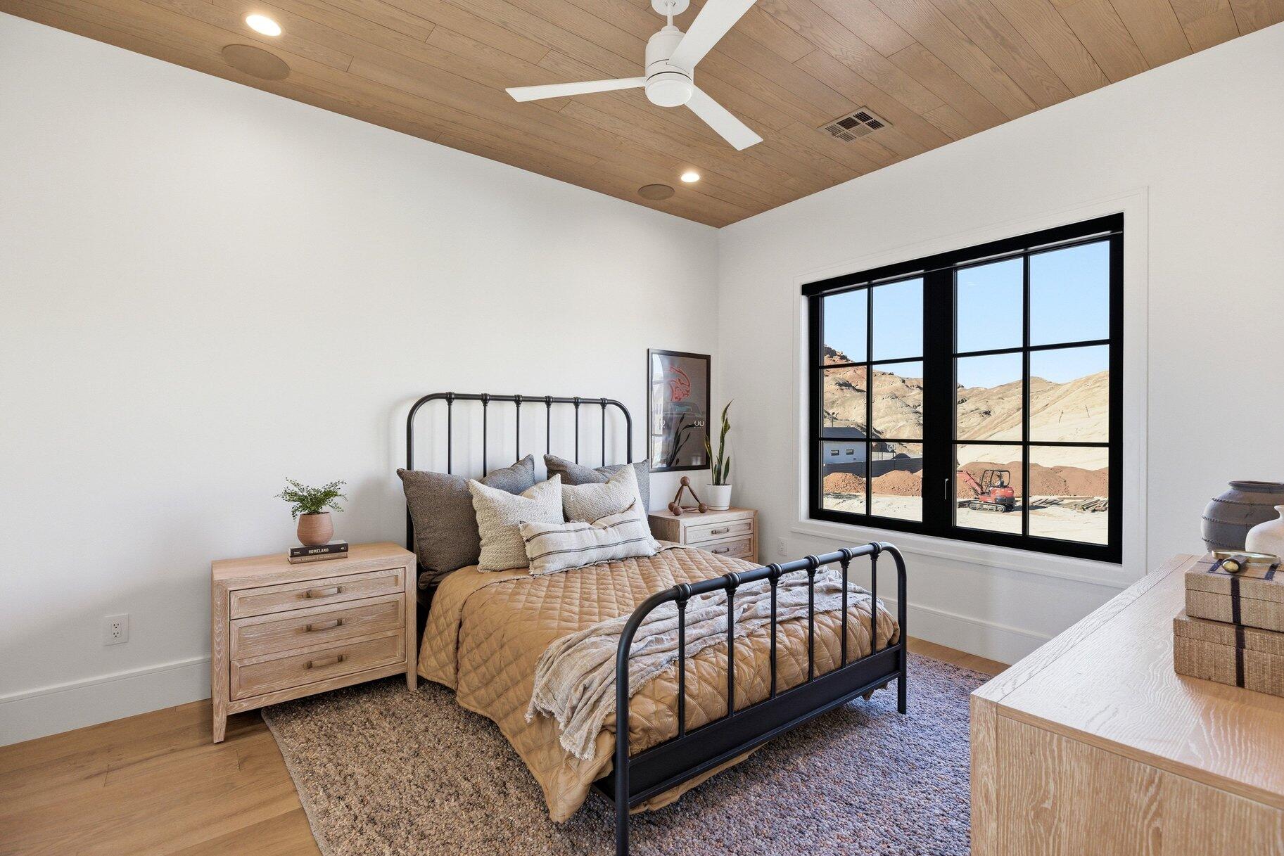 INDIAN KNOLLS - Residential