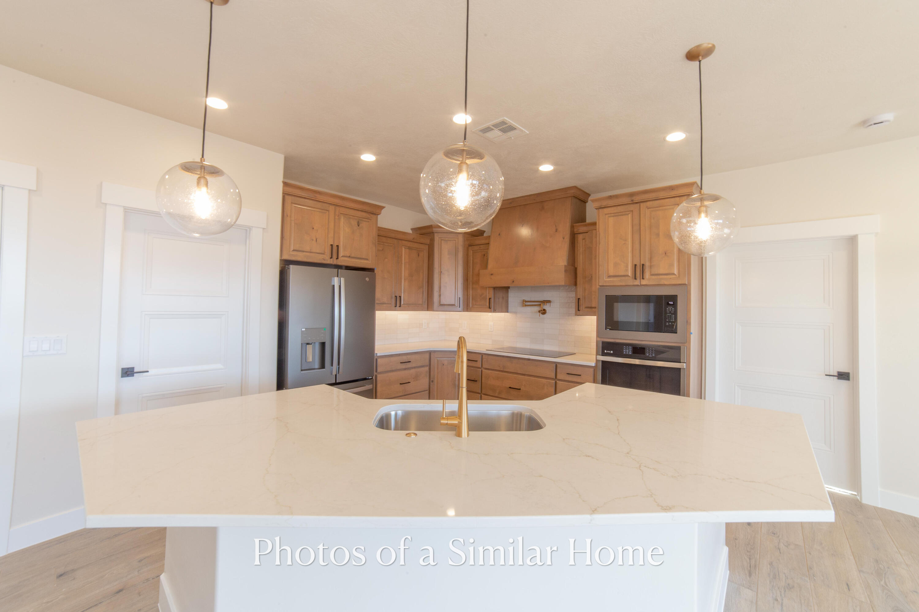 SKY VALLEY - Residential