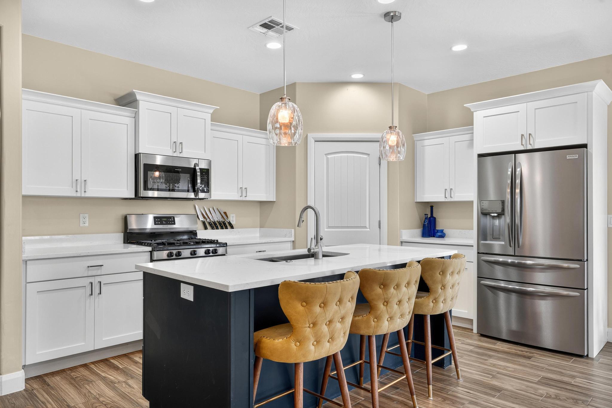 ZIONS GATE ESTATES - Residential