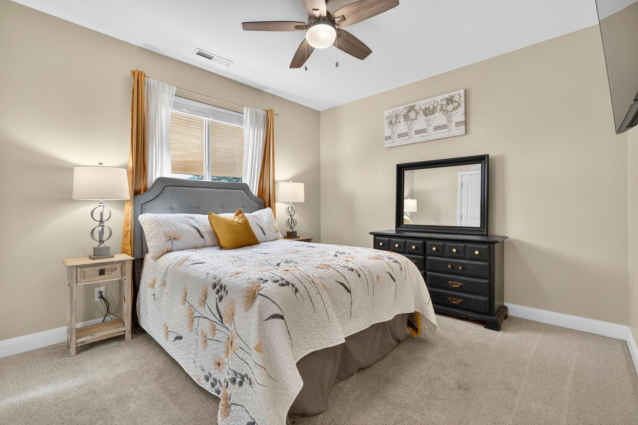 ZIONS GATE ESTATES - Residential