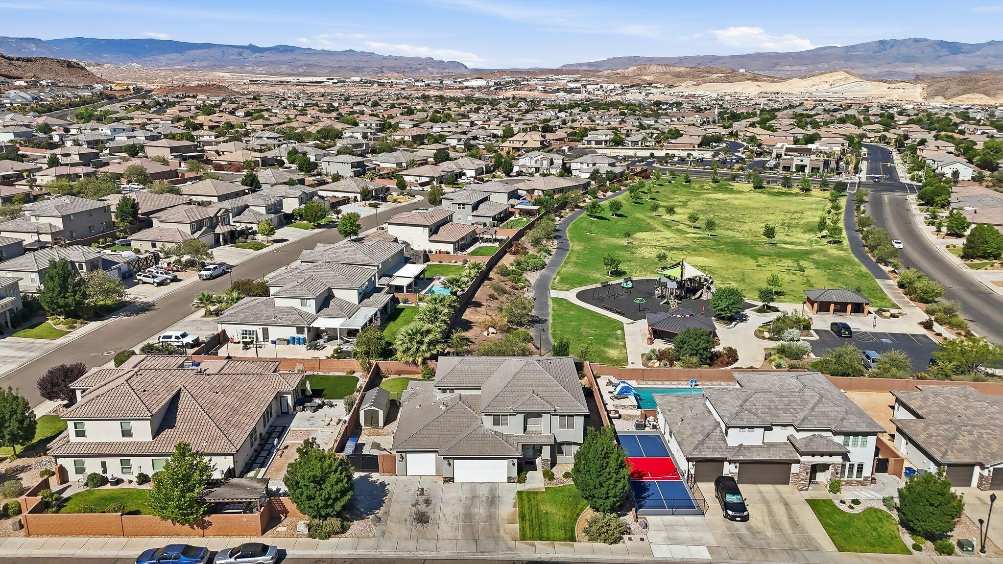 HAWTHORN ESTATES - Residential